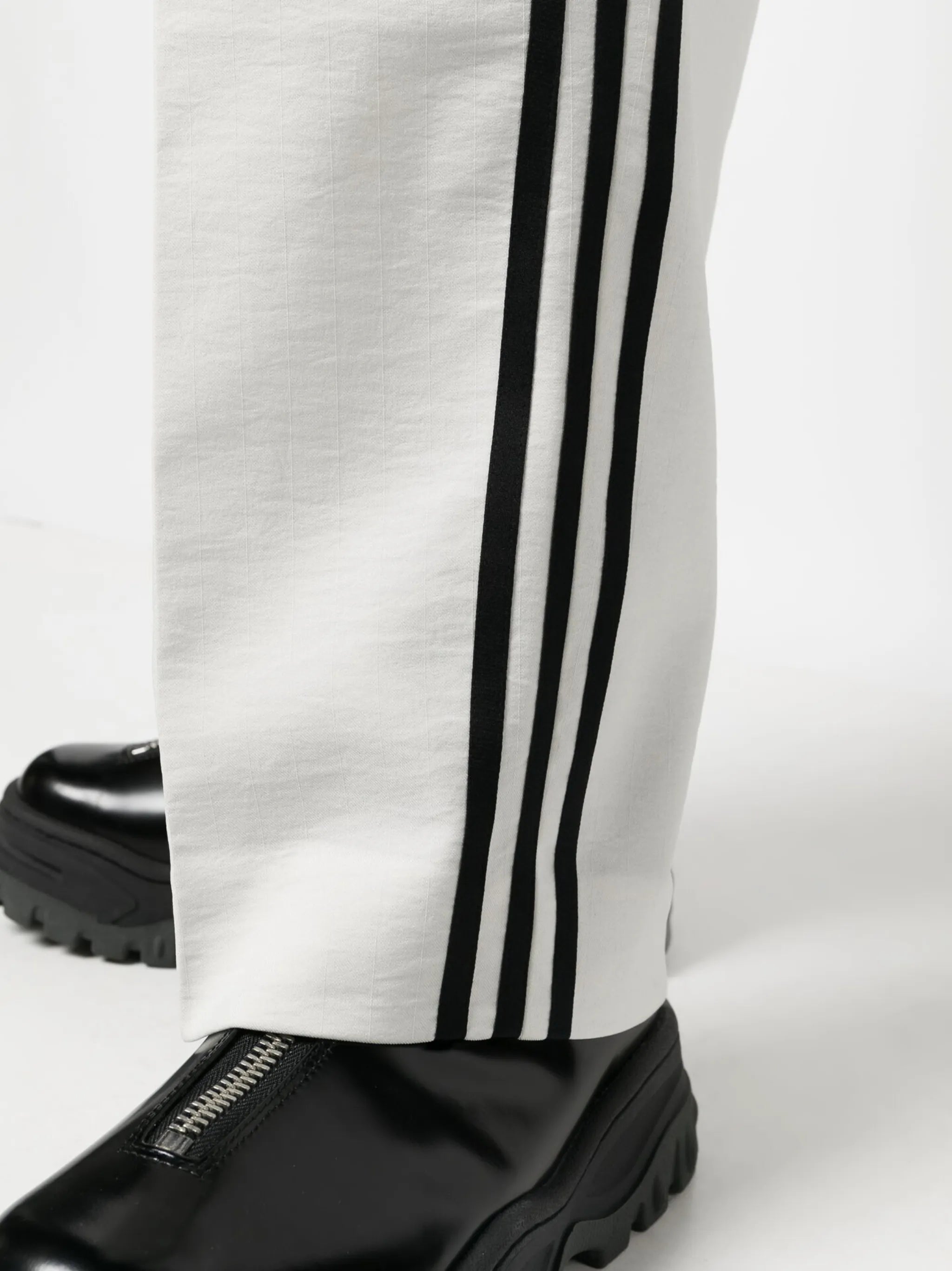 straight-leg side-stripe trousers