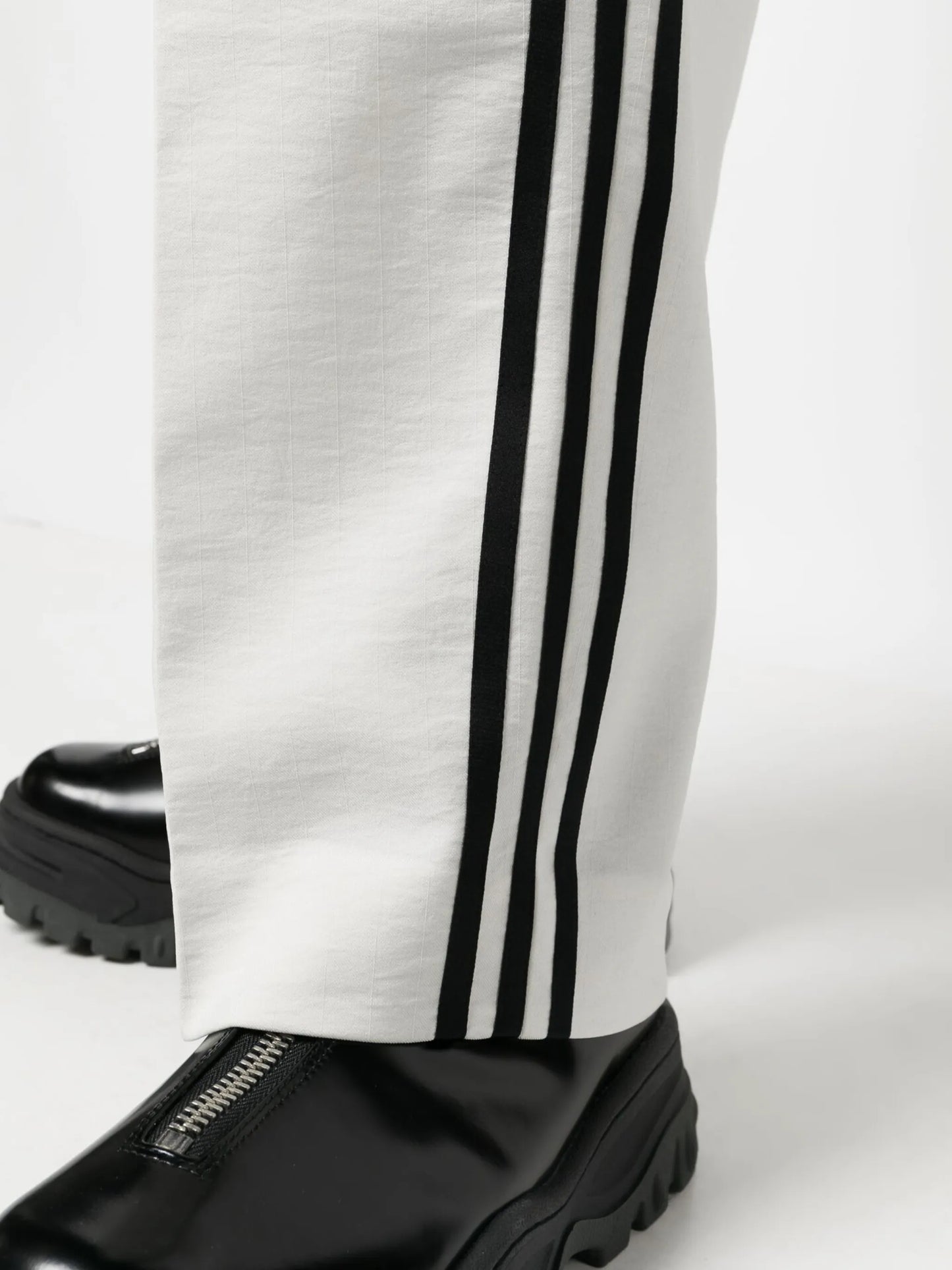 straight-leg side-stripe trousers