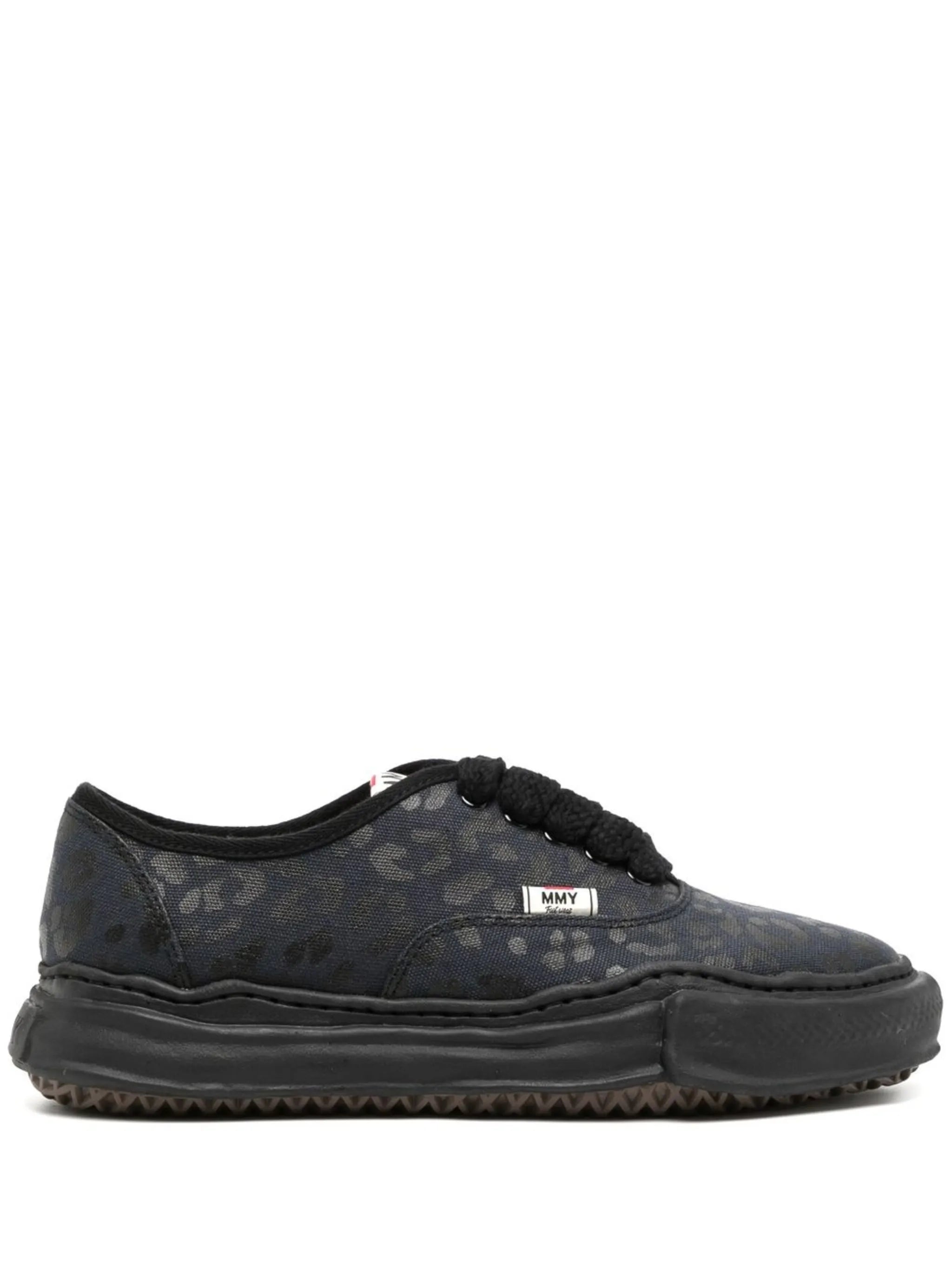 leopard-print low-top sneakers