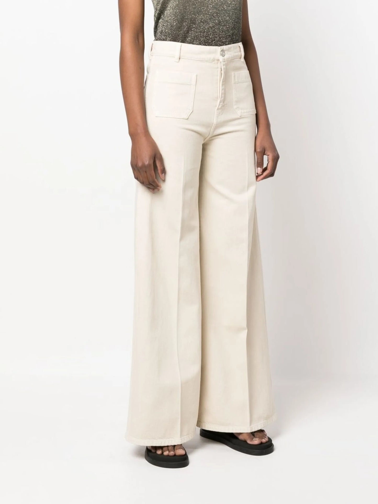 wide-leg denim jeans