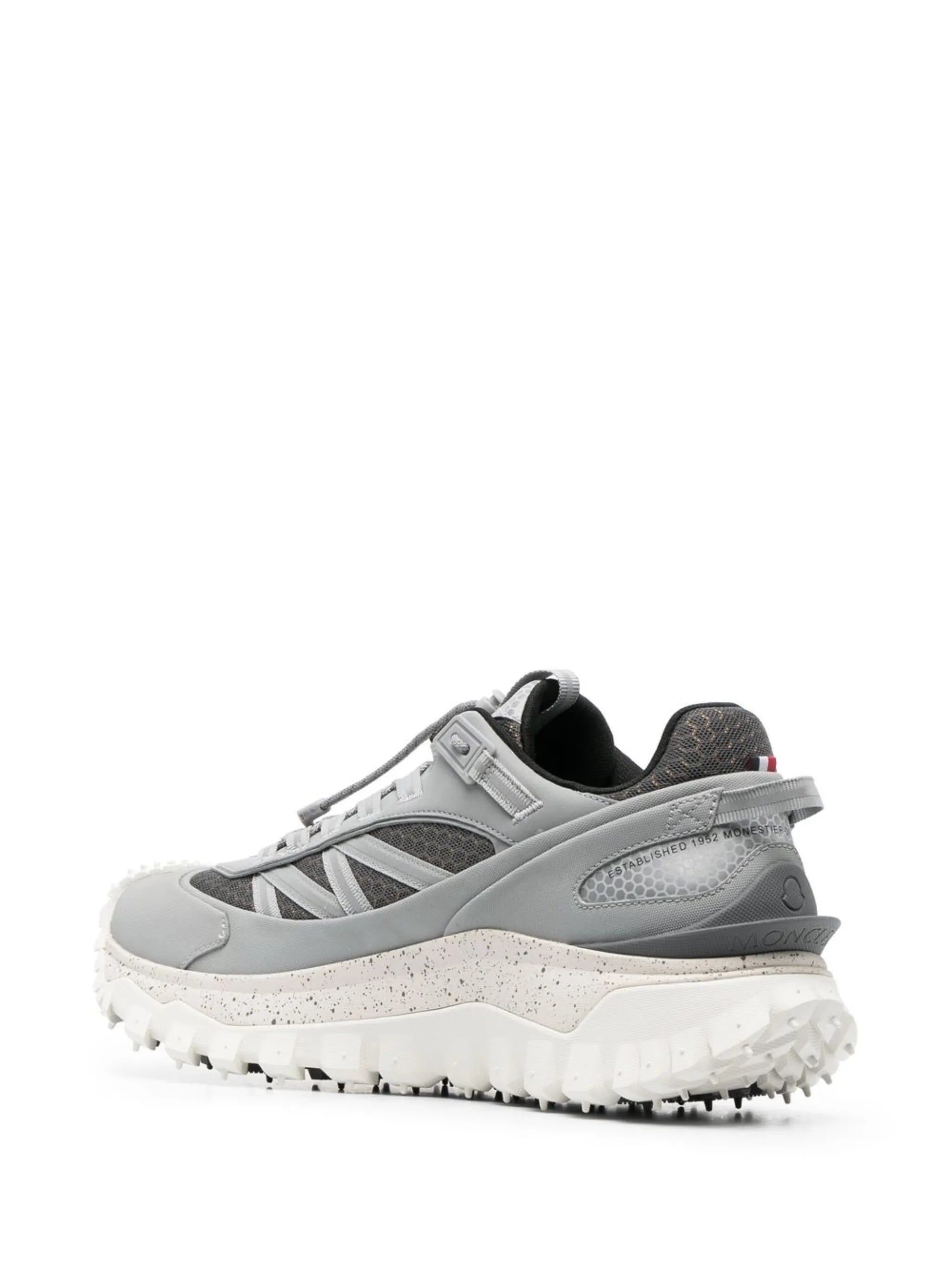 Trailgrip reflective low-top sneakers