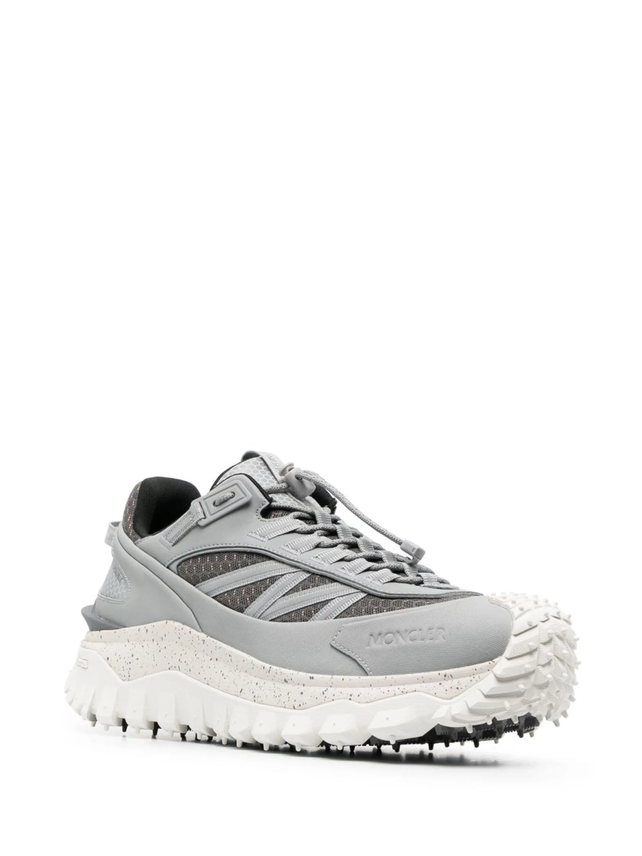 Trailgrip reflective low-top sneakers