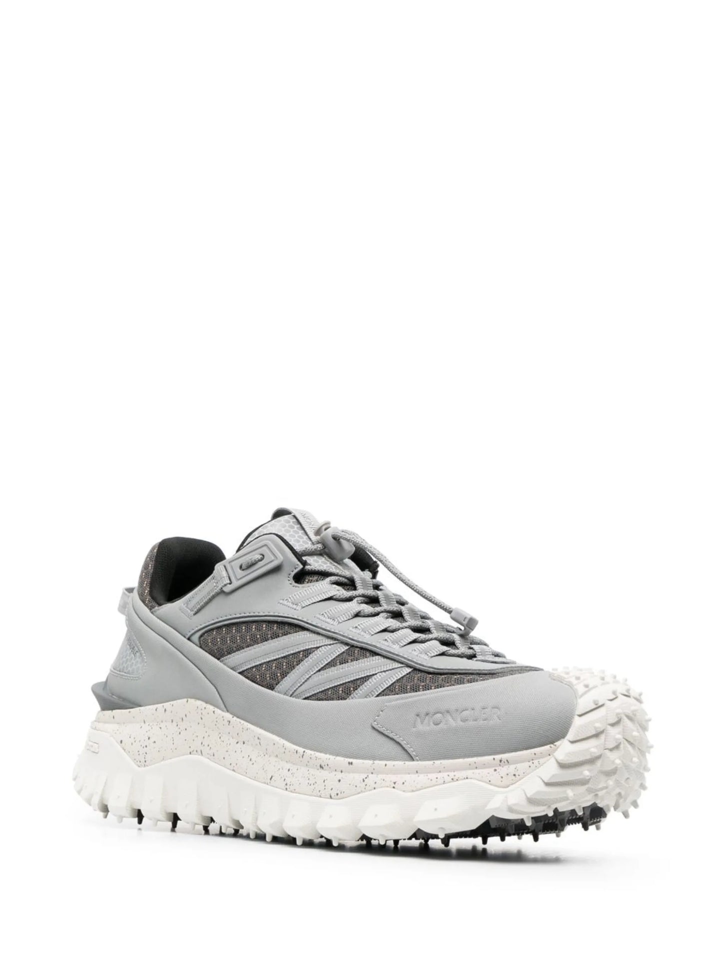 Trailgrip reflective low-top sneakers