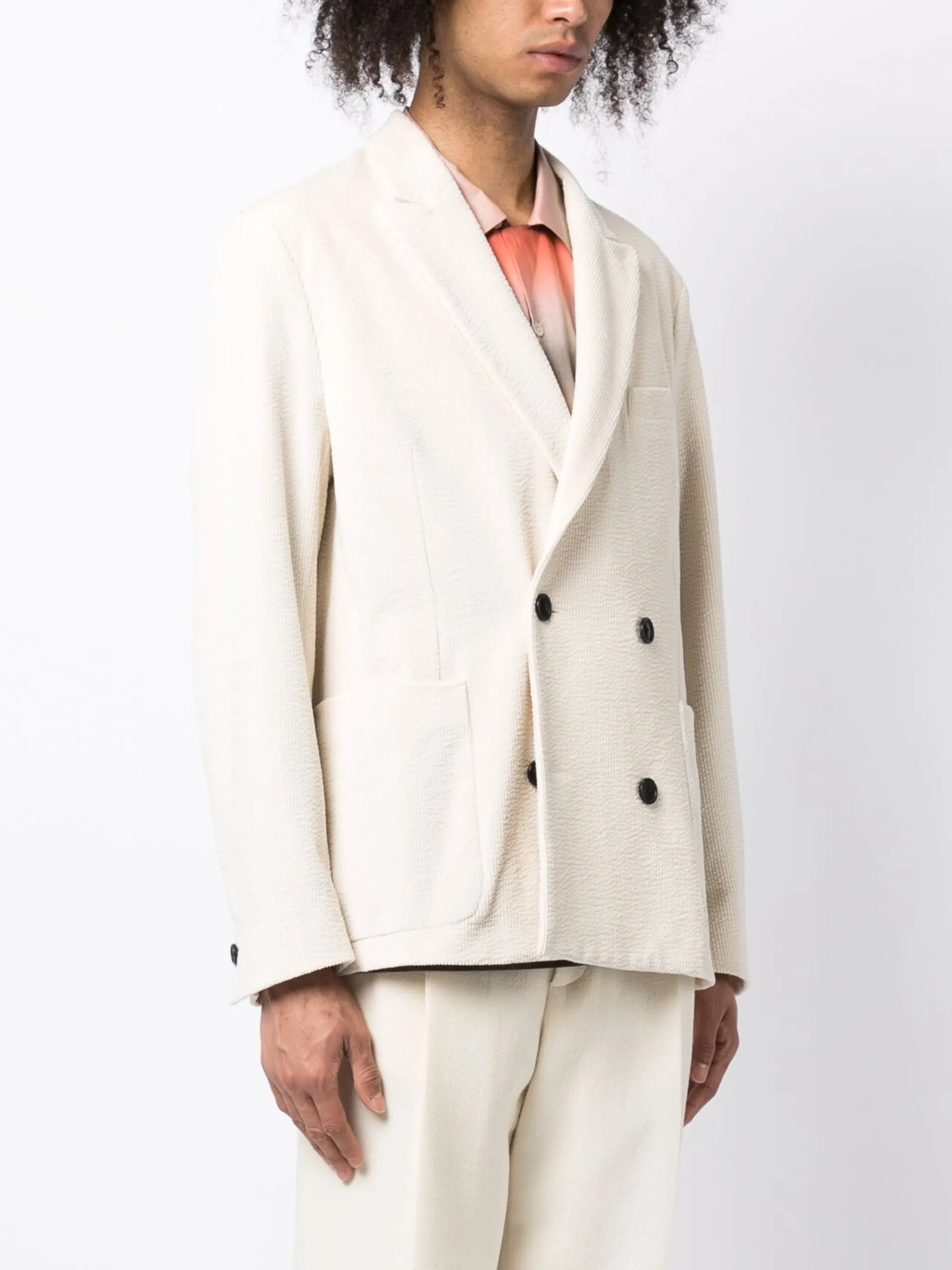 double-breasted buttoned blazer