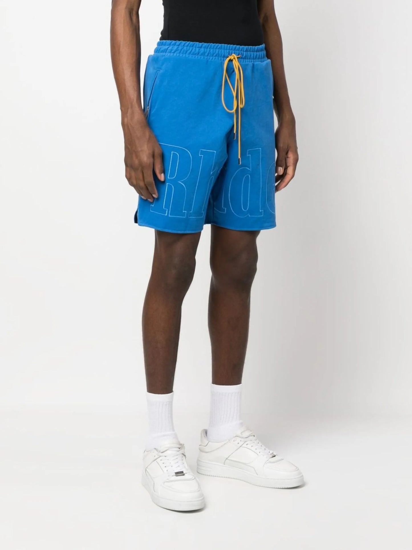 embroidered-logo drawstring shorts