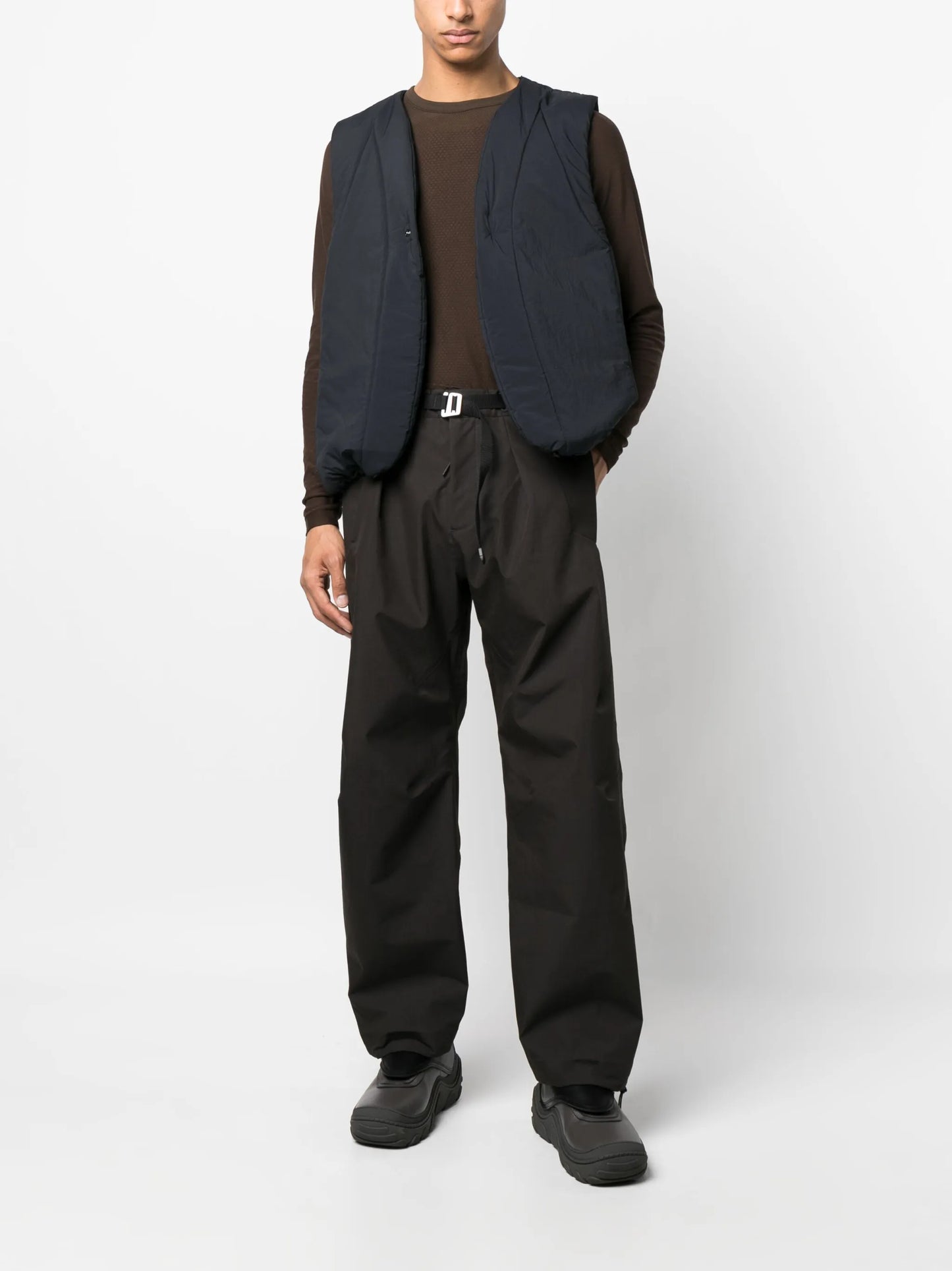 seamless long-sleeve T-shirt