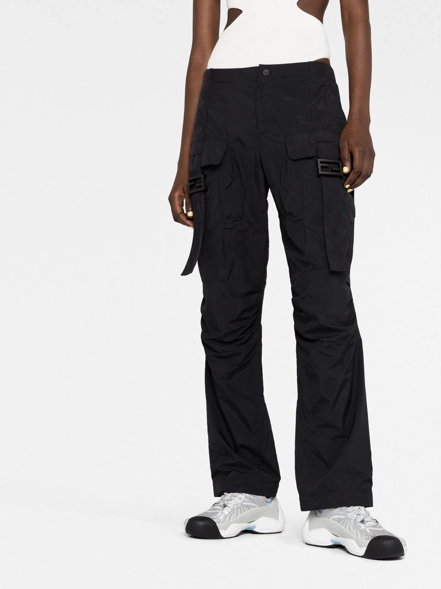low-rise cargo sport trousers