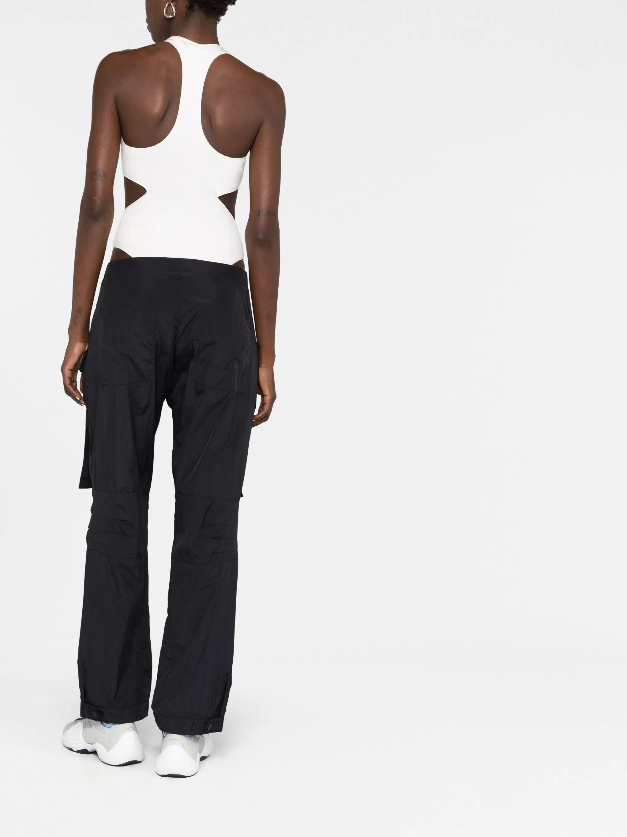 low-rise cargo sport trousers