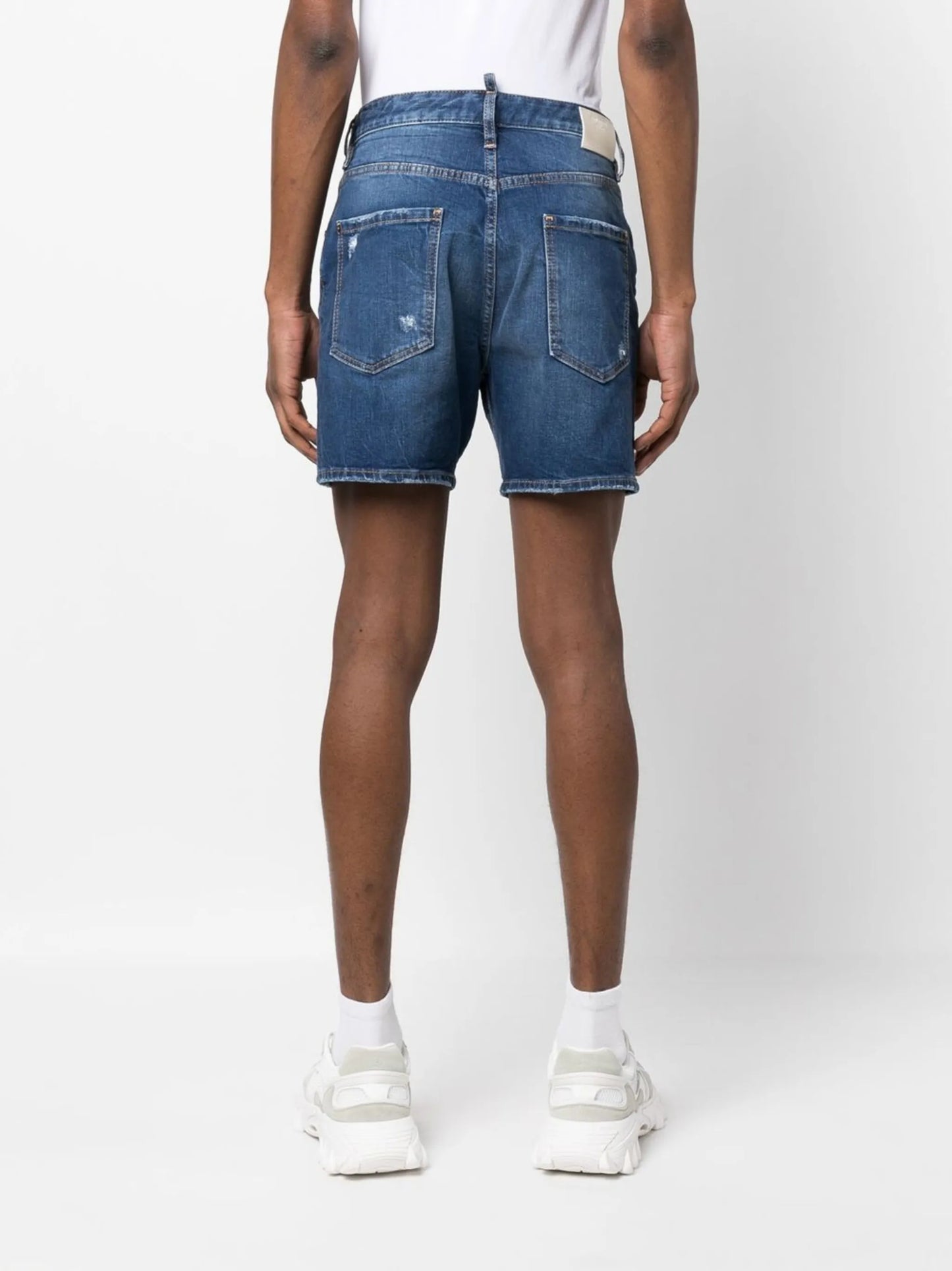 distressed-effect jeans shorts