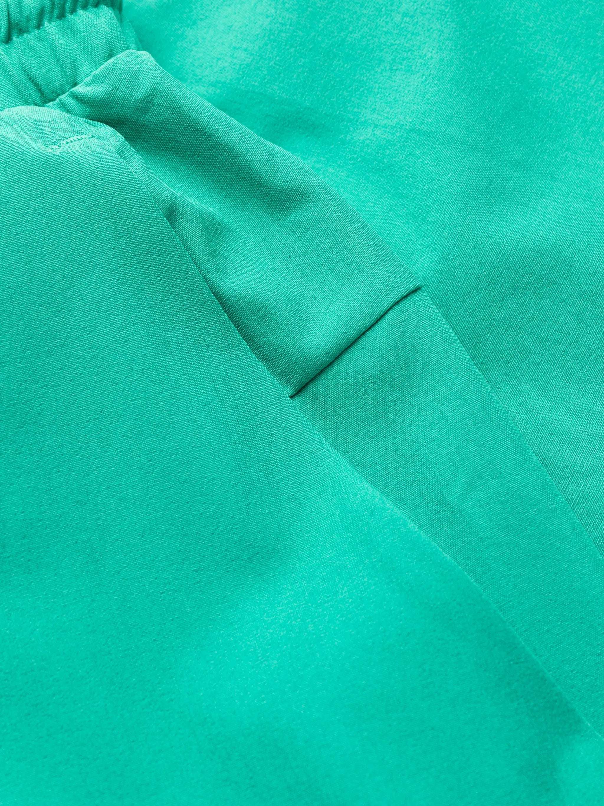 one-tone pool short