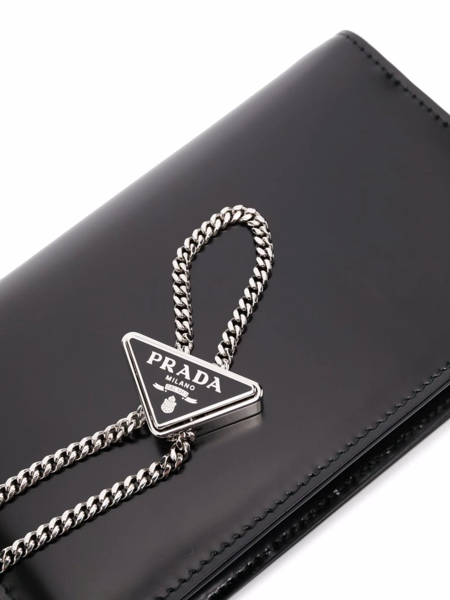 logo-plaque leather shoulder bag