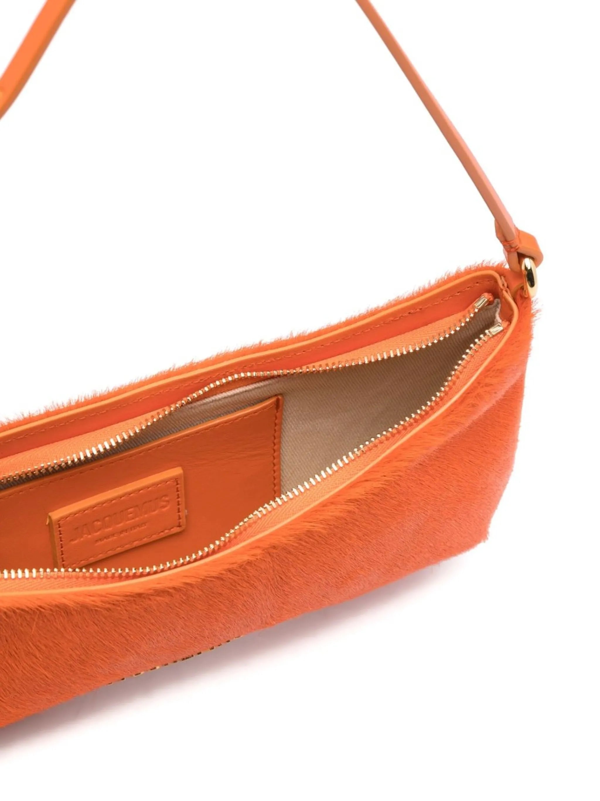 Le Bisou logo shoulder bag