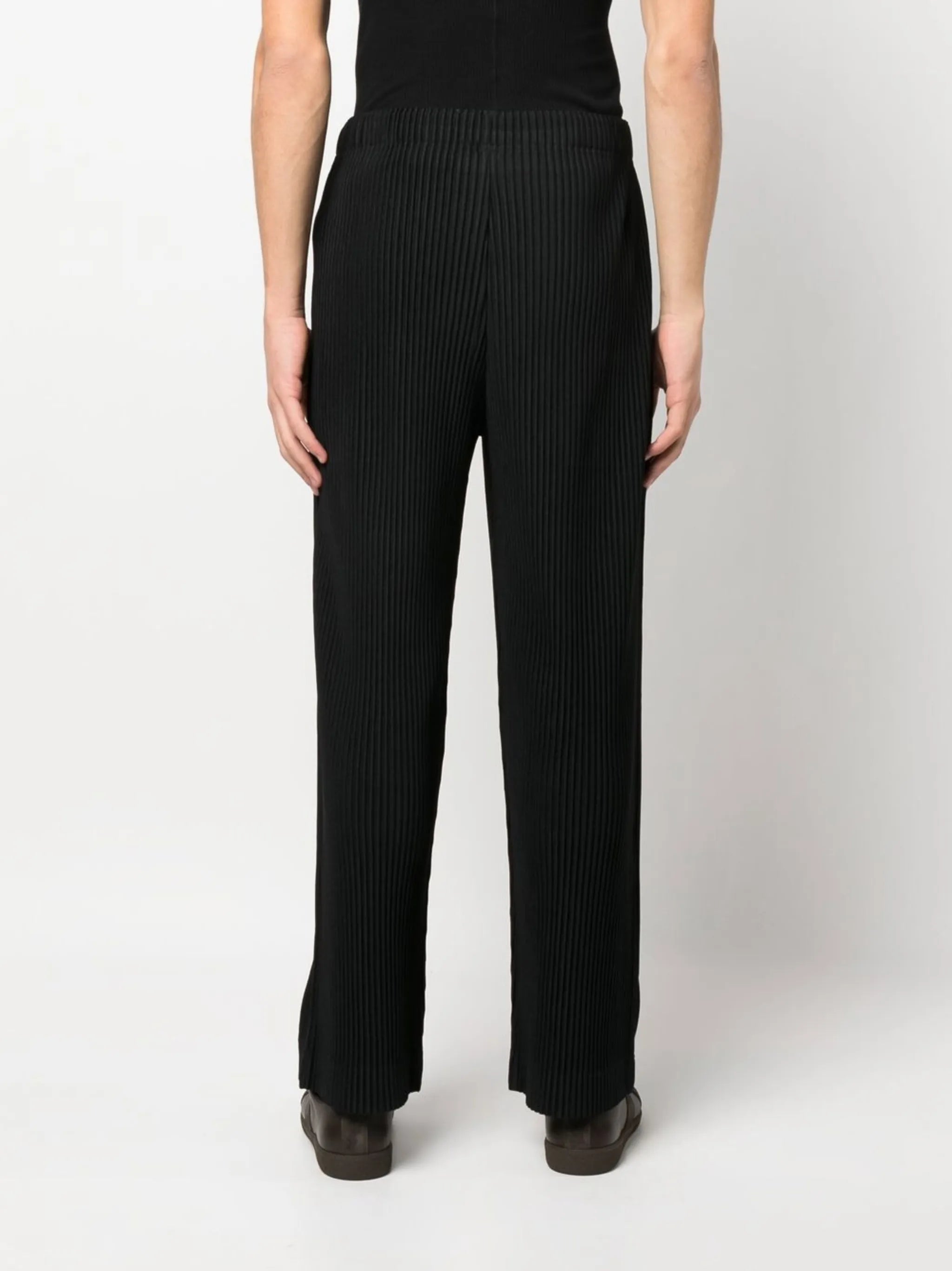 straight-leg plissé trousers
