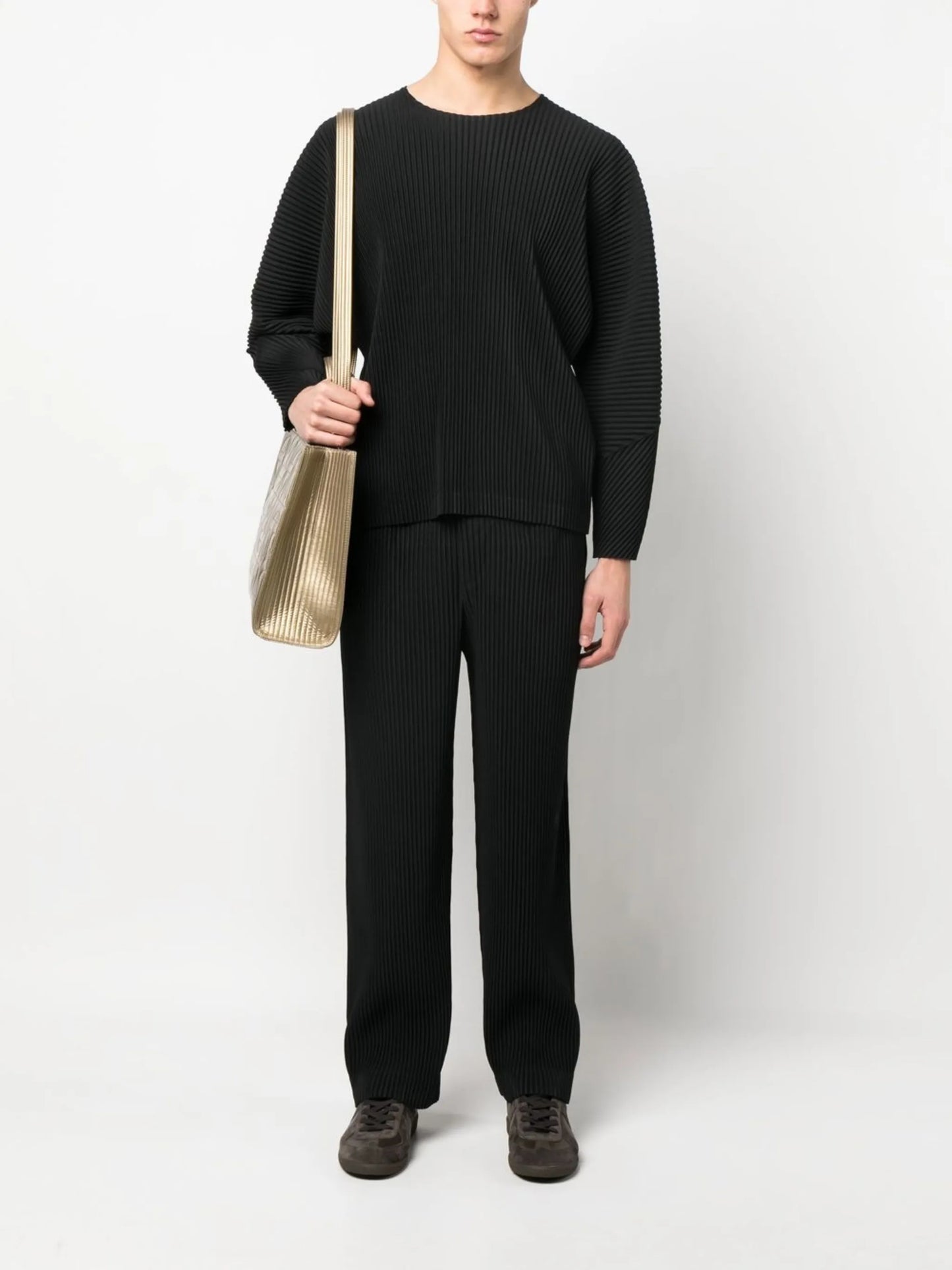 round-neck ribbed T-shirt