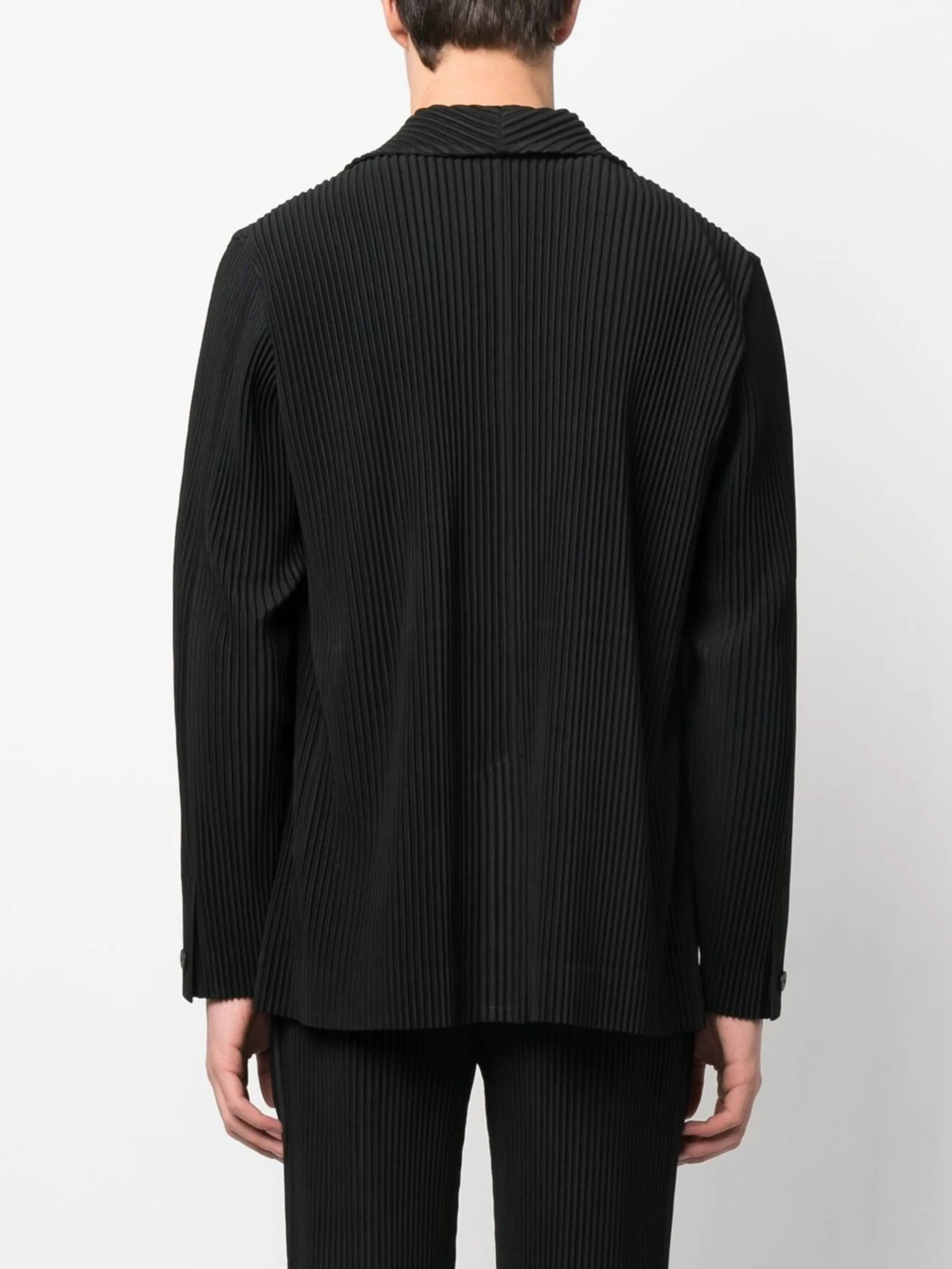 single-breasted suit jacket