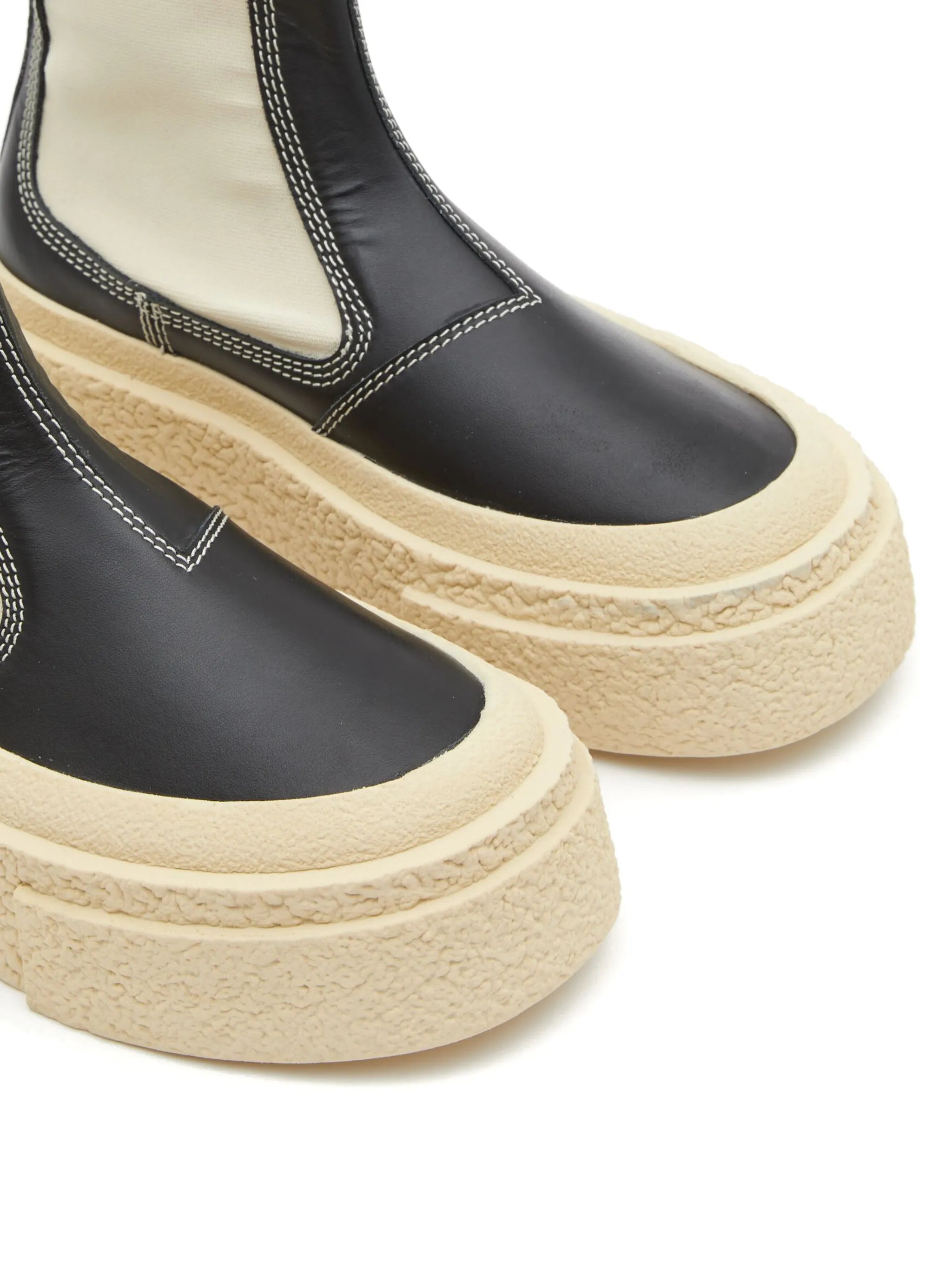 round-toe leather boots