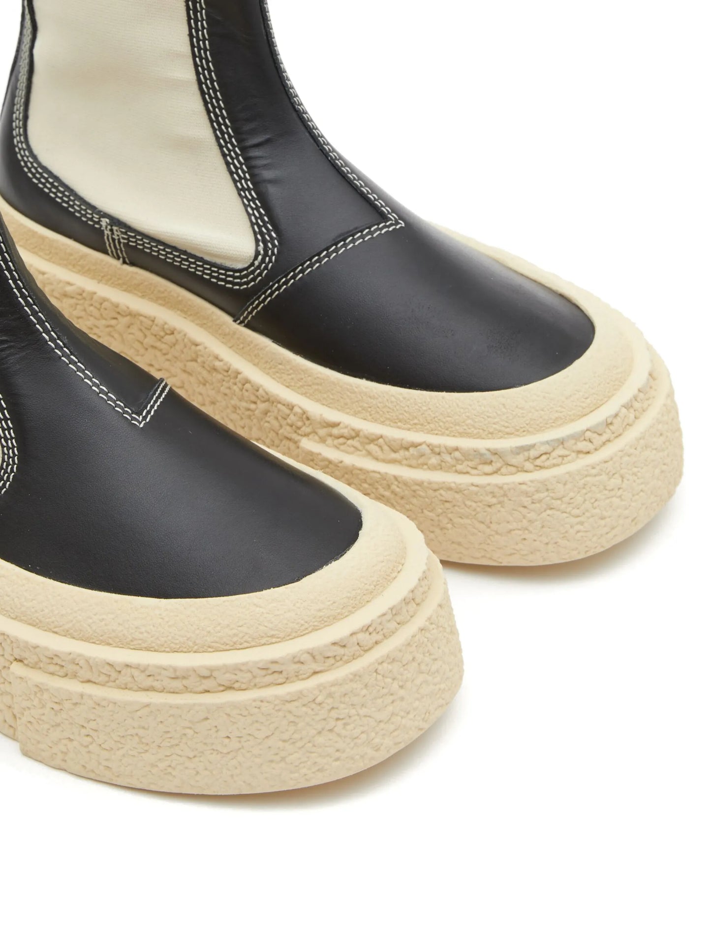 round-toe leather boots