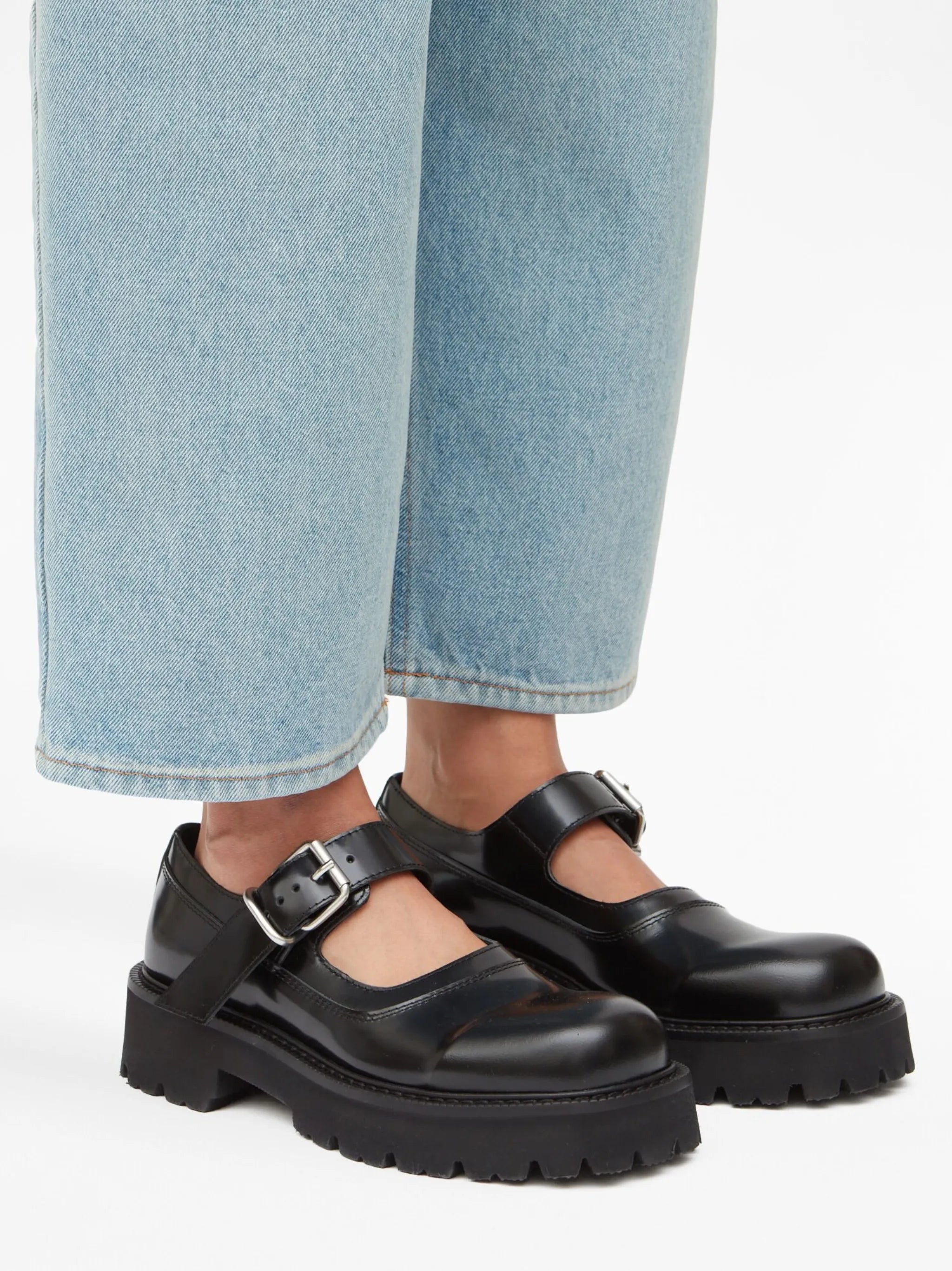 leather Mary Jane shoes