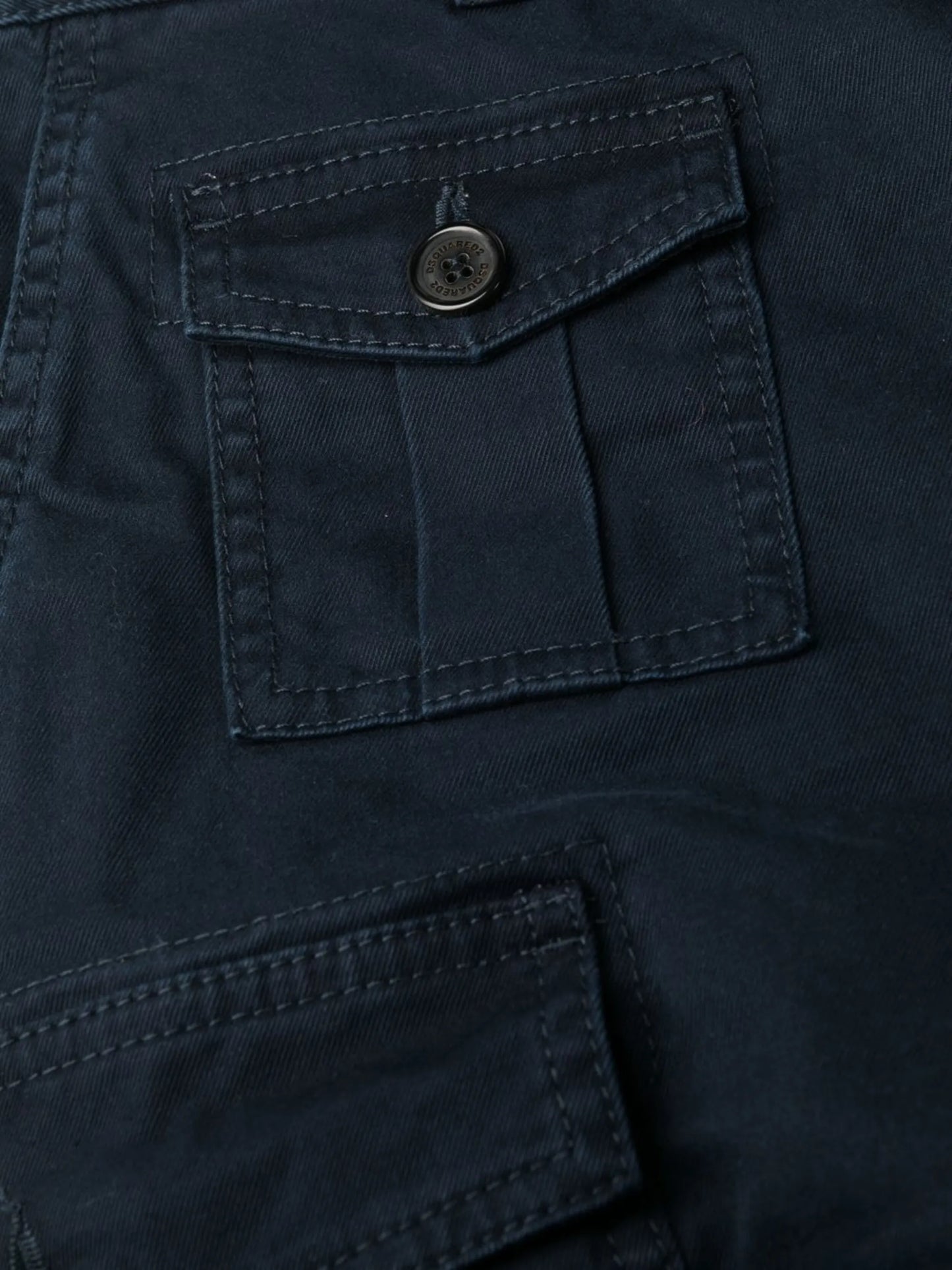 slim-cut cargo trousers