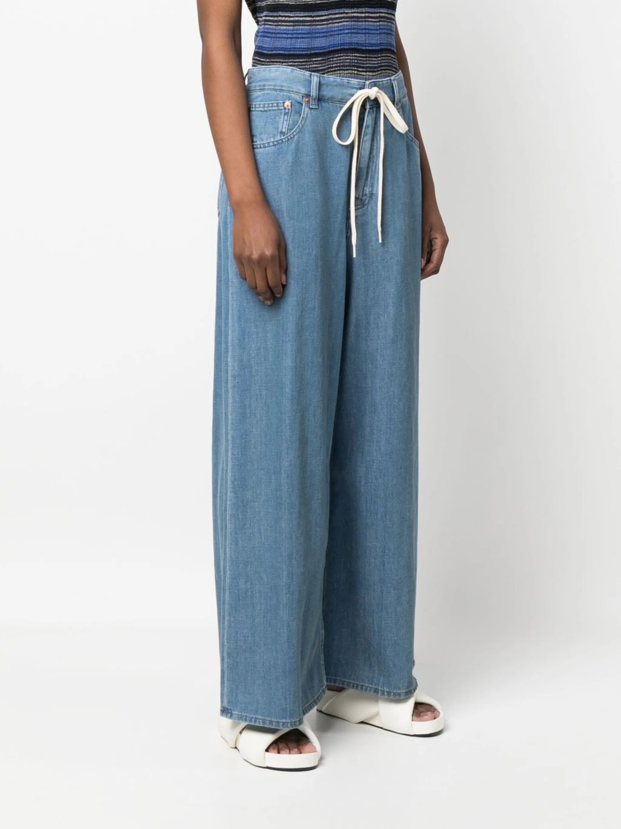 drawstring-waist wide-leg trousers