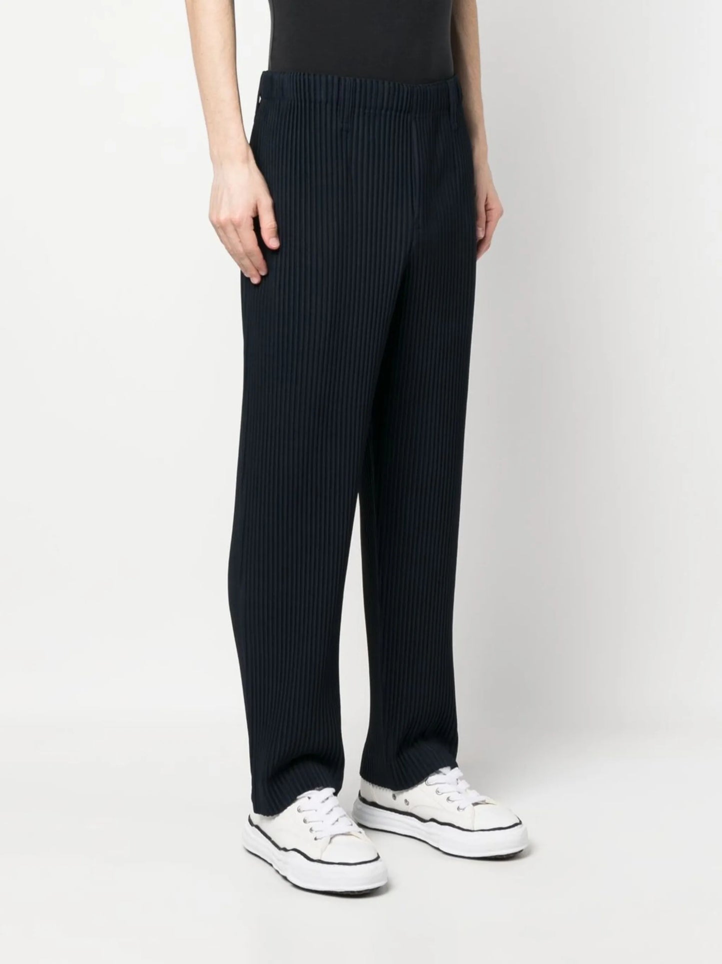 straight leg trousers