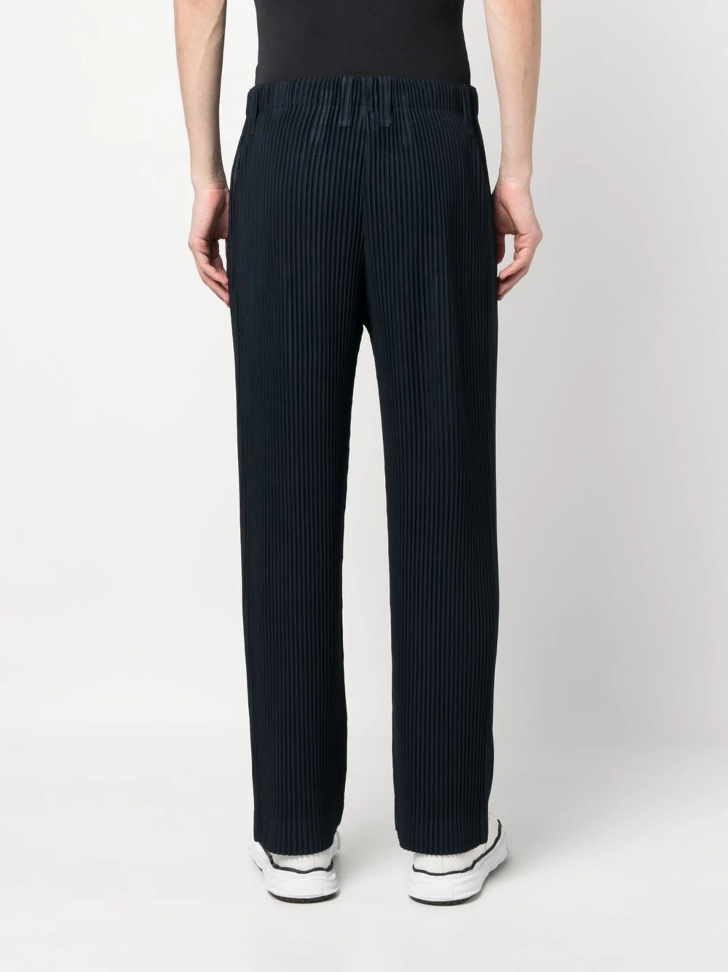 straight leg trousers