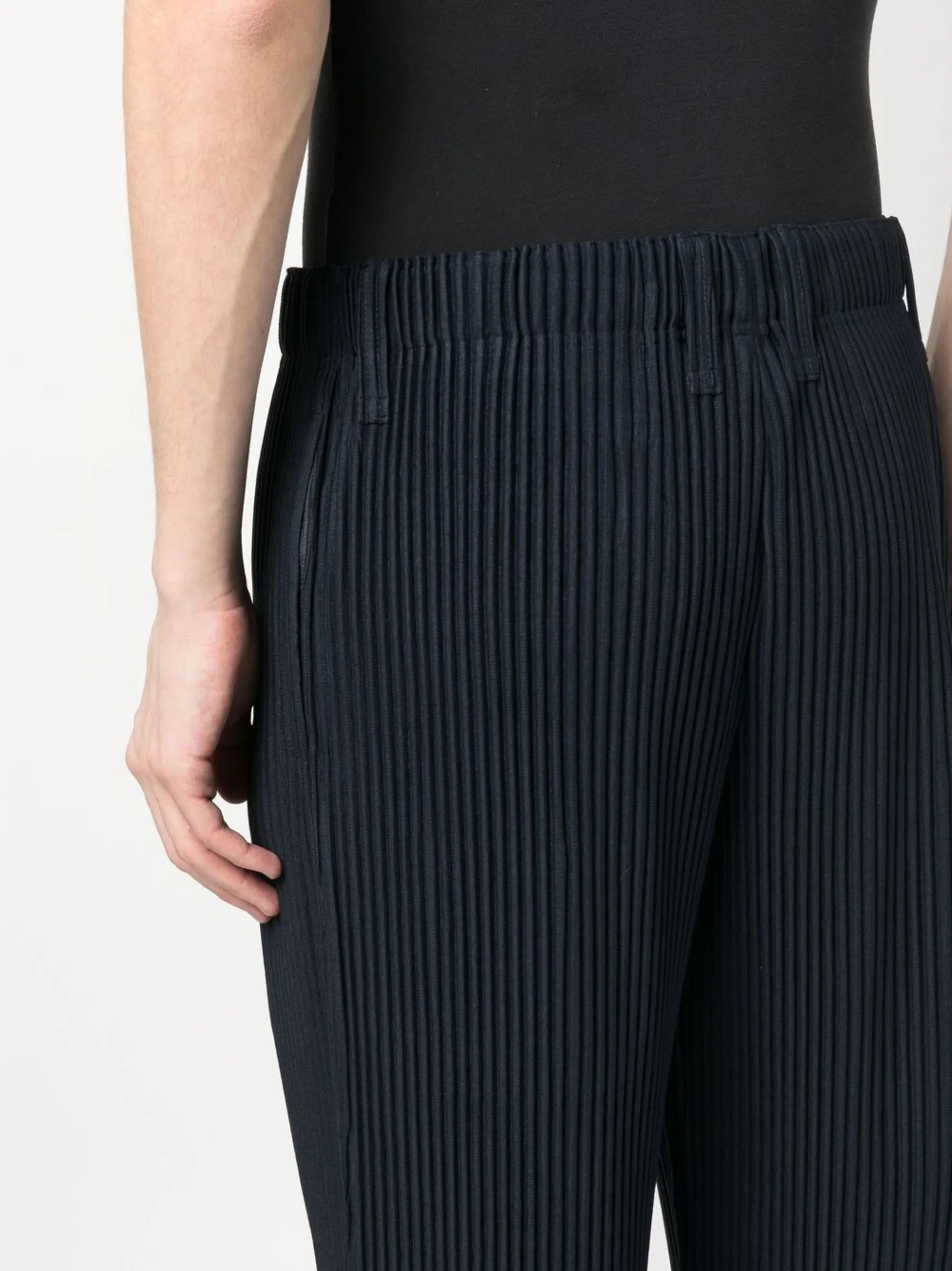 straight leg trousers