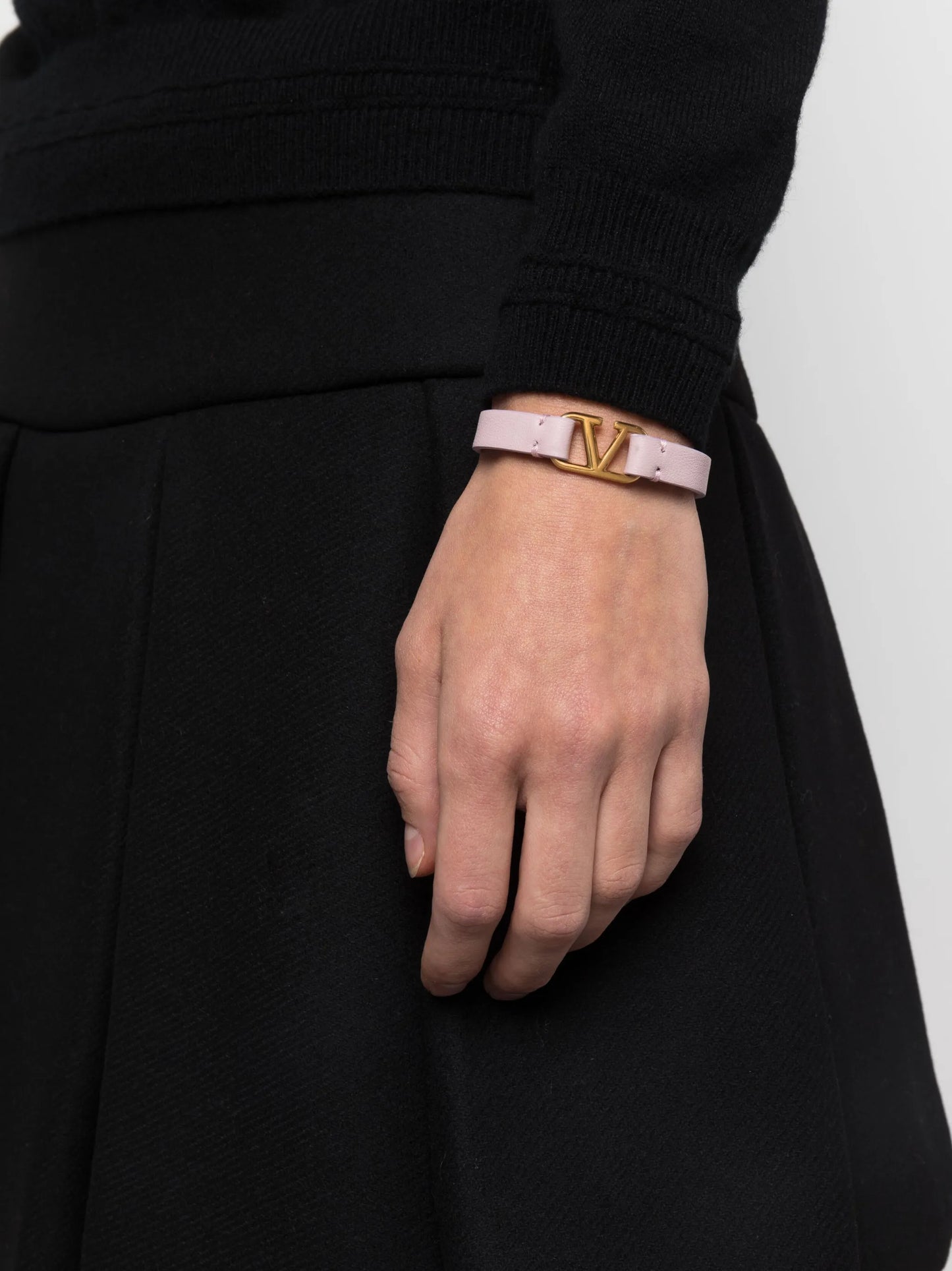 VLogo Signature leather bracelet