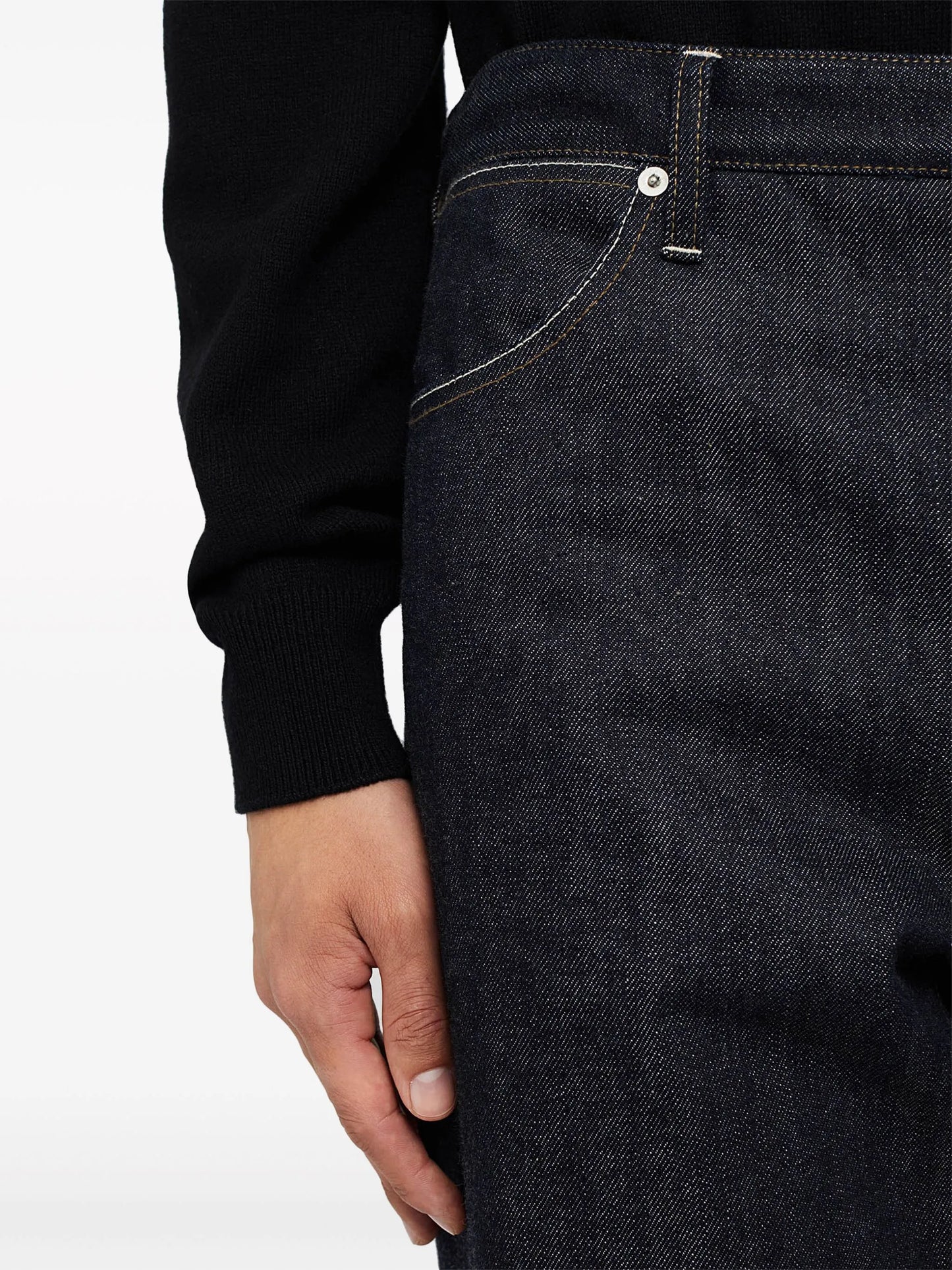 straight-cut jeans