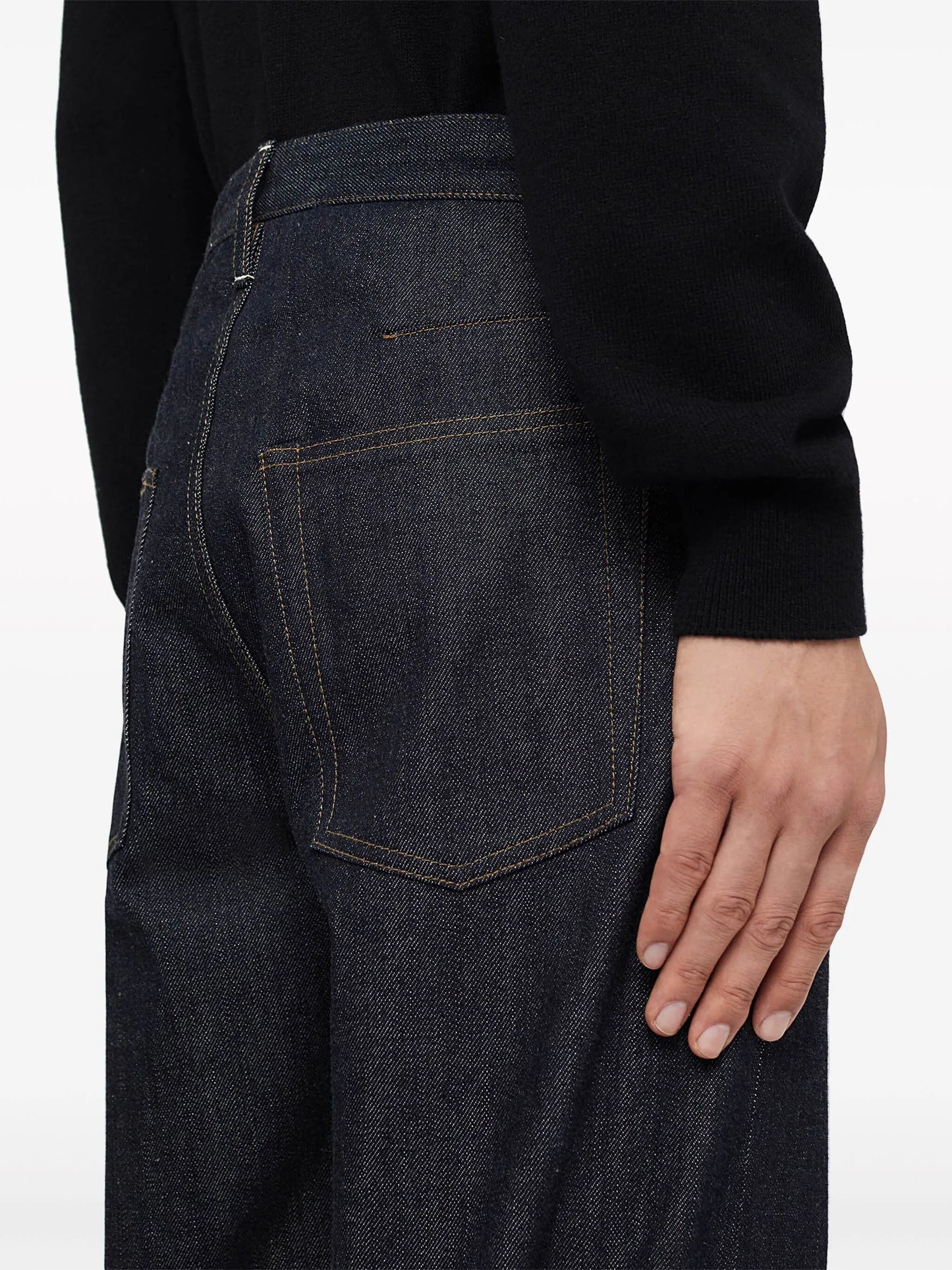 straight-cut jeans