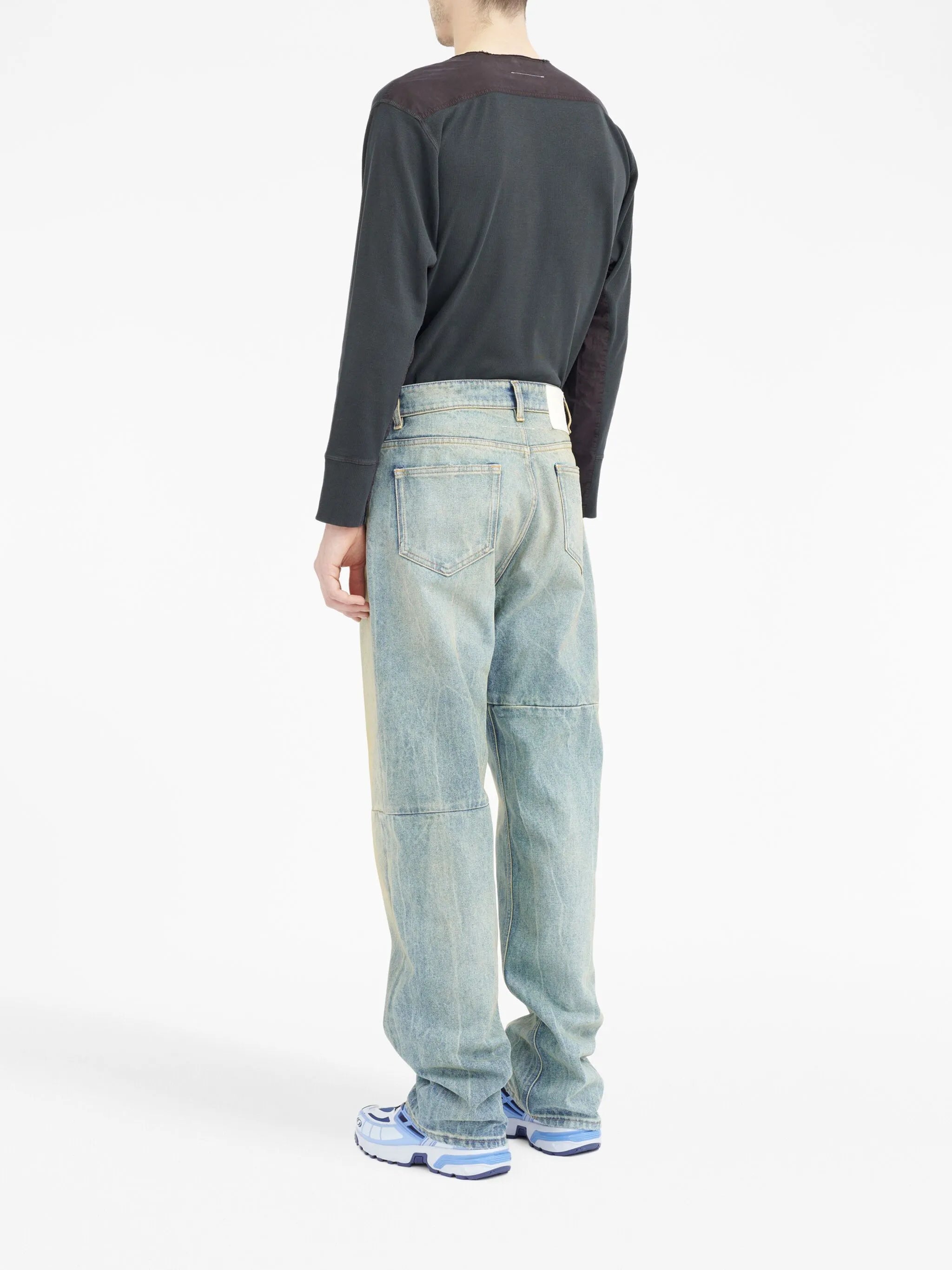 mid-rise wide-leg jeans