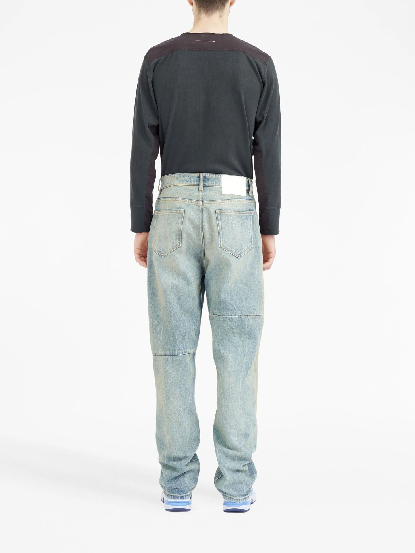 mid-rise wide-leg jeans