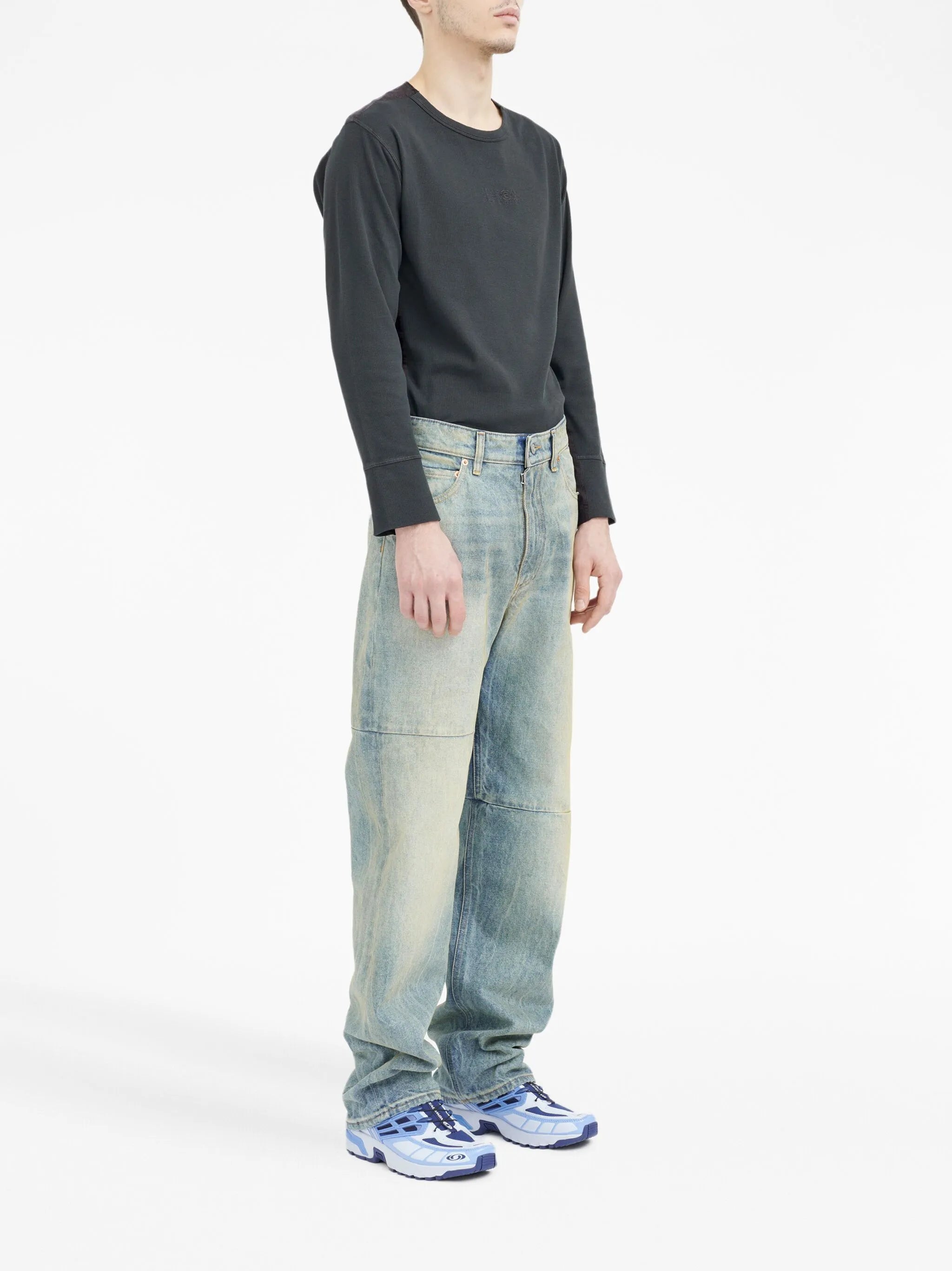mid-rise wide-leg jeans