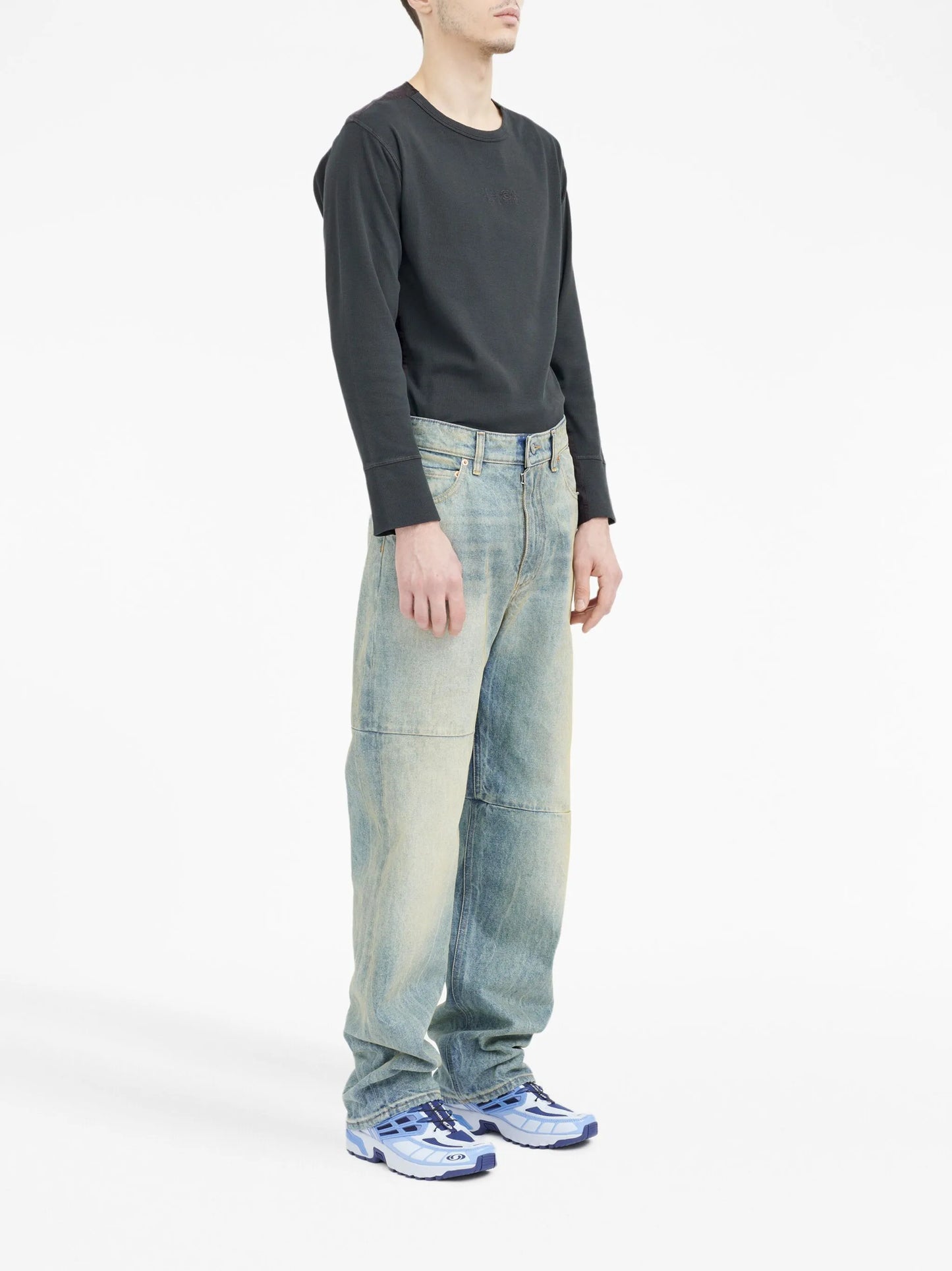 mid-rise wide-leg jeans