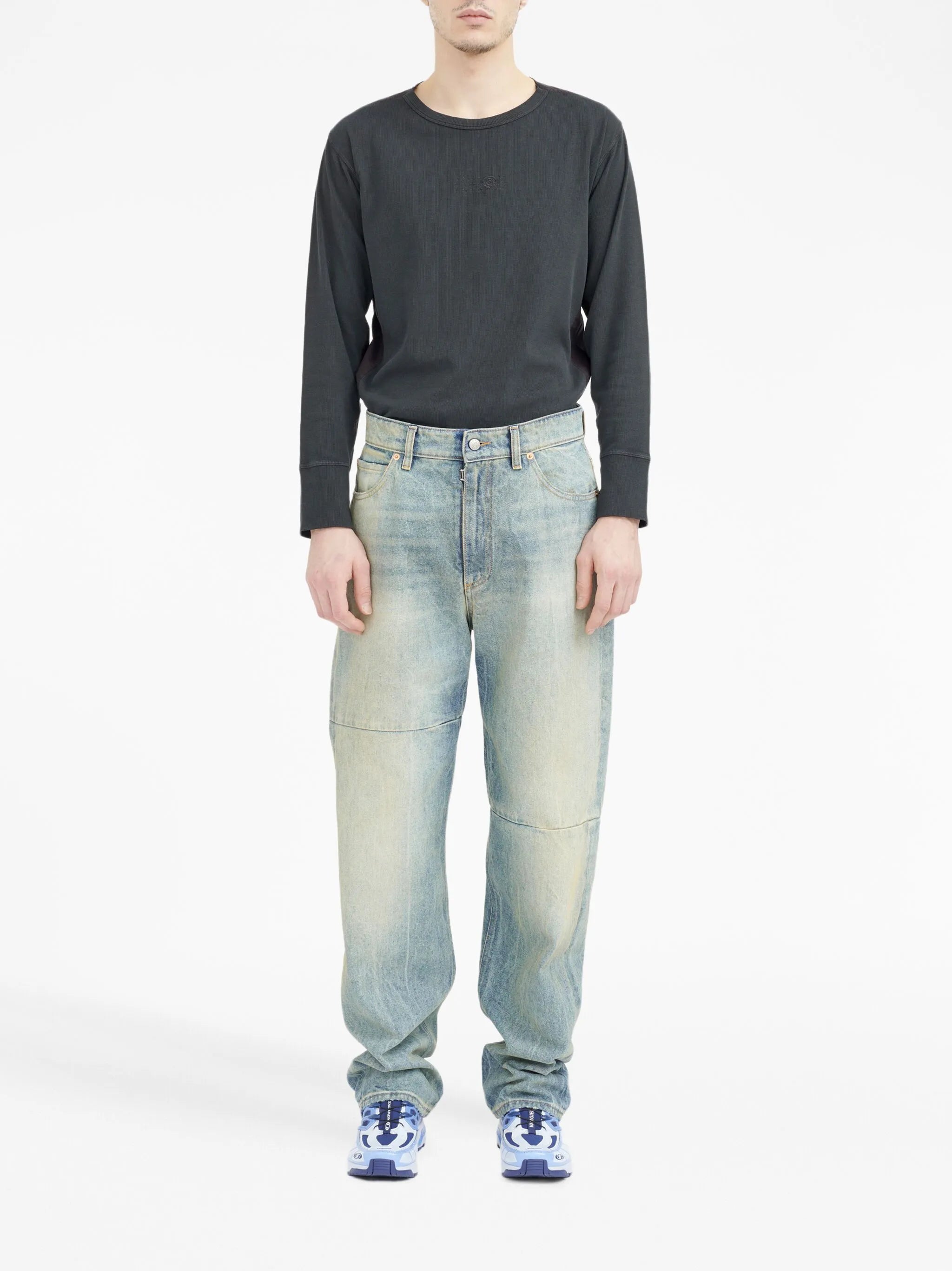 mid-rise wide-leg jeans