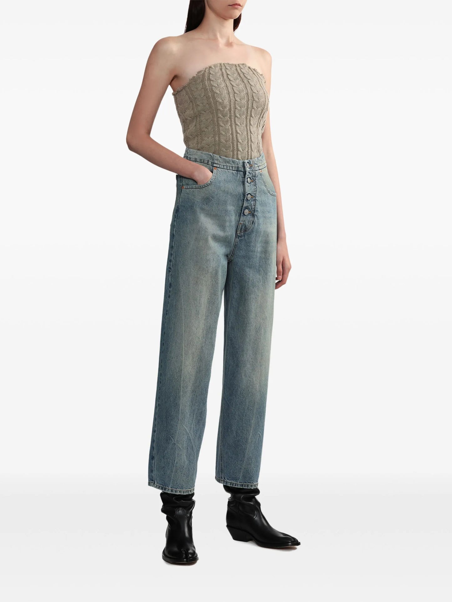 mid-rise tapered-leg jeans