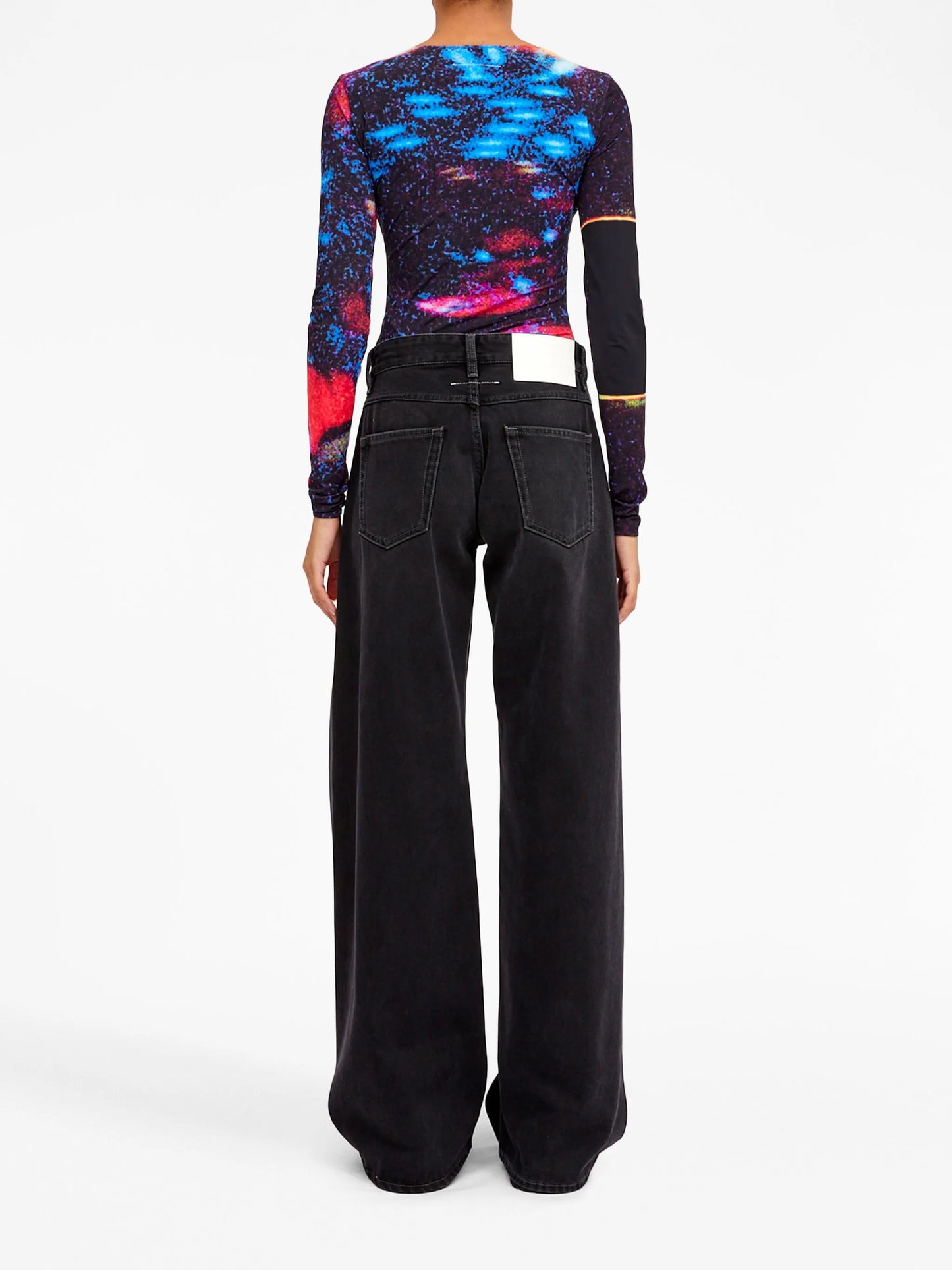 mid-rise wide-leg jeans
