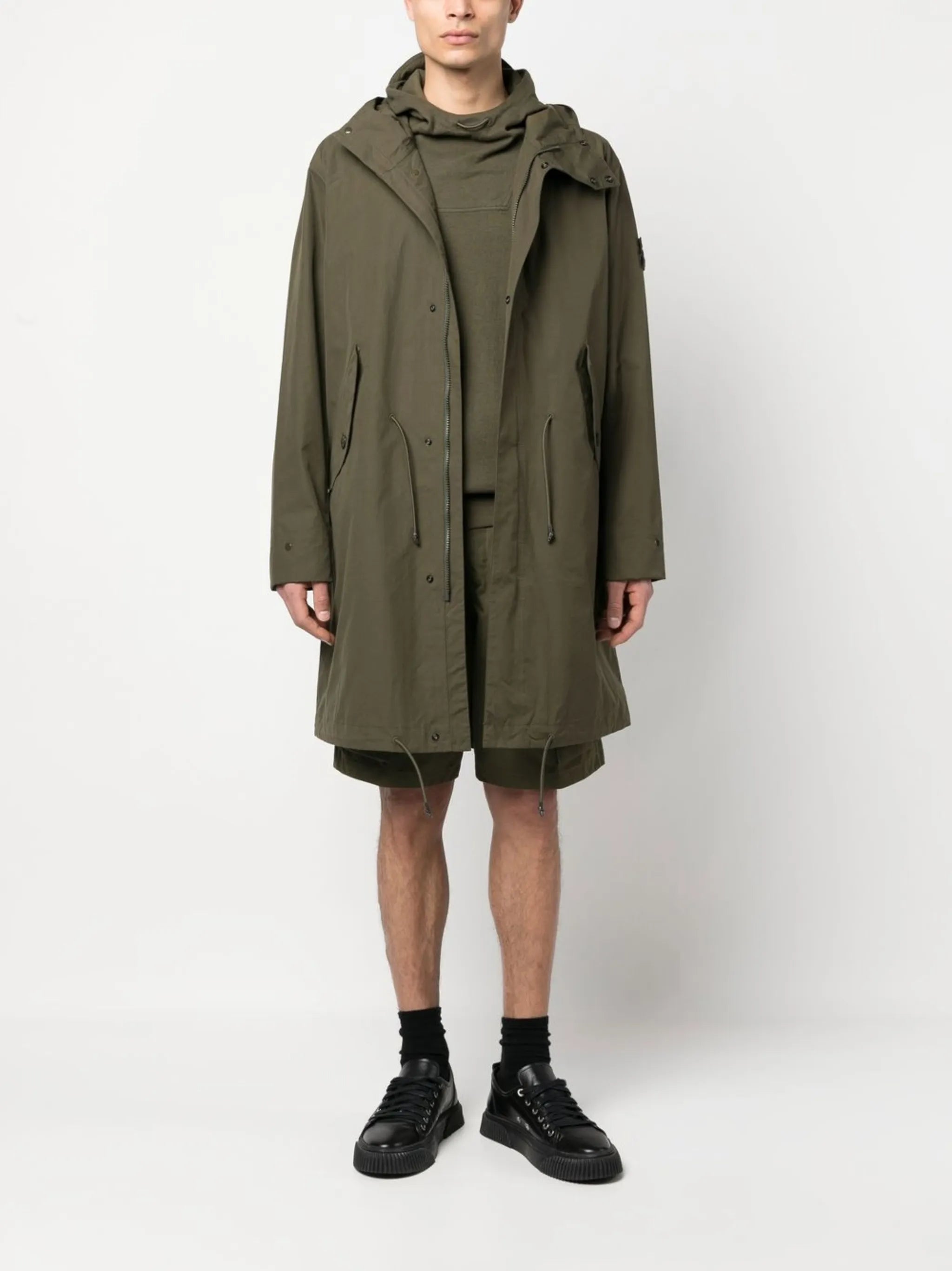 Compass-patch long-sleeved coat