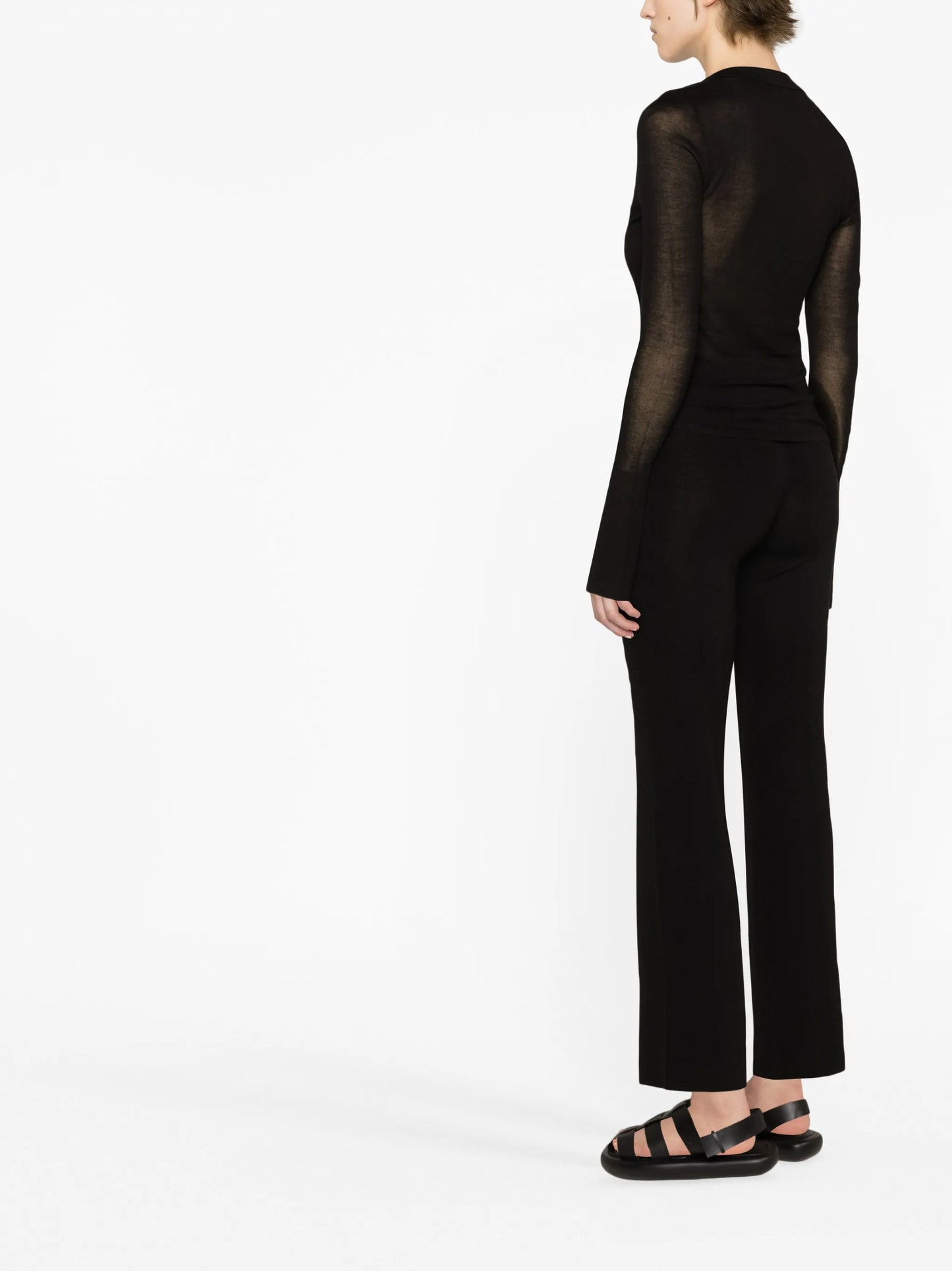 fine-knit long-sleeved shirt