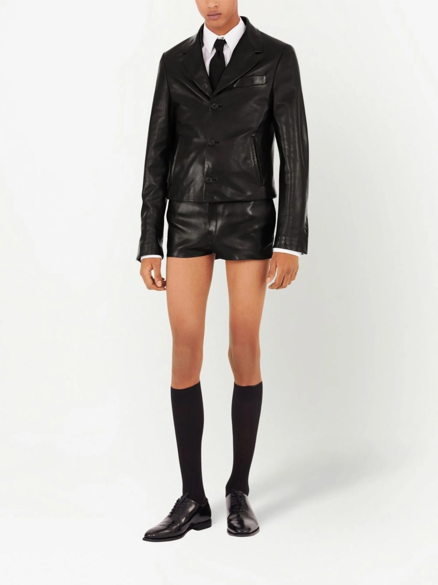 slim-cut single-breasted leather blazer