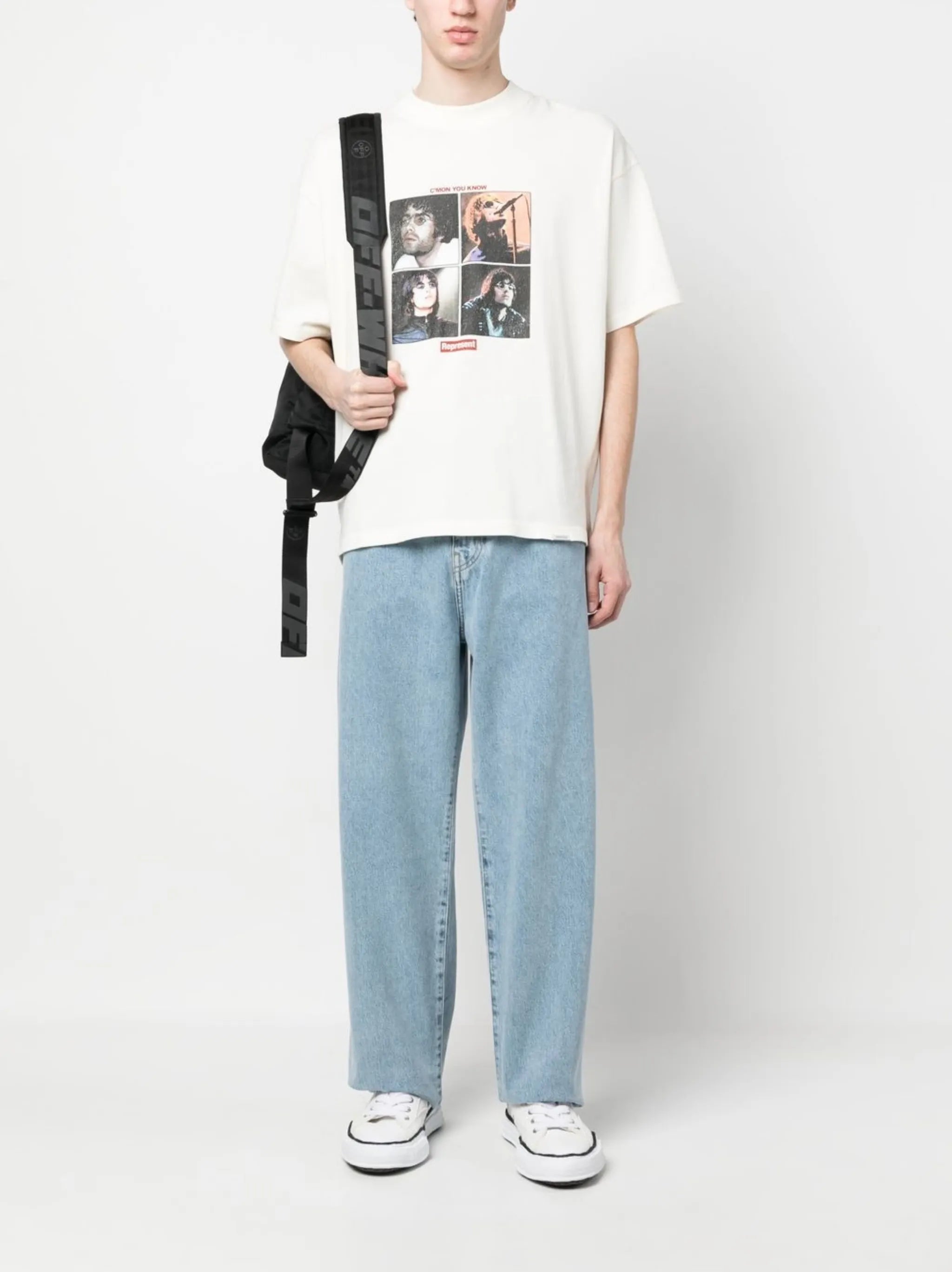 graphic-print T-shirt
