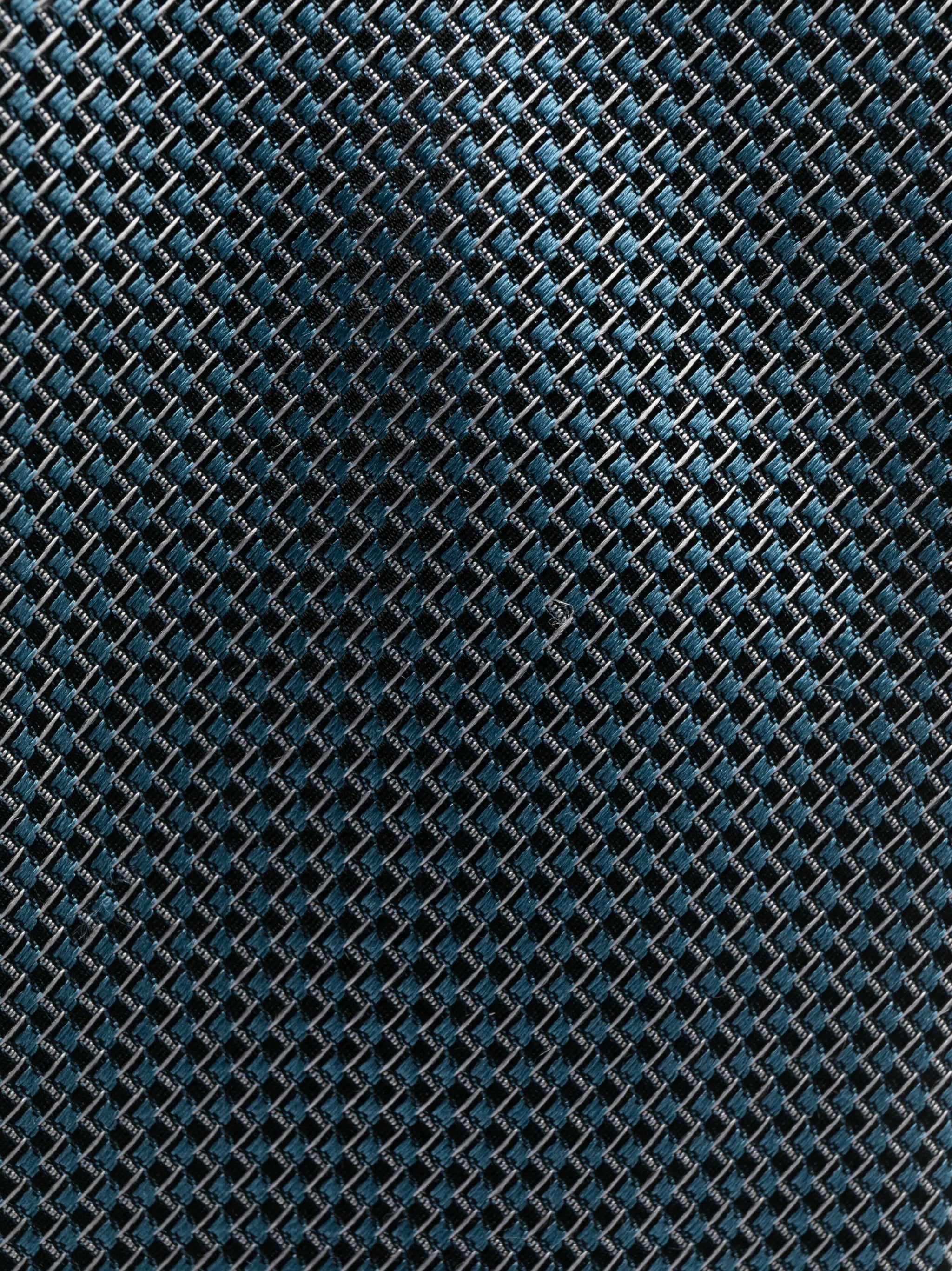 check-pattern silk tie