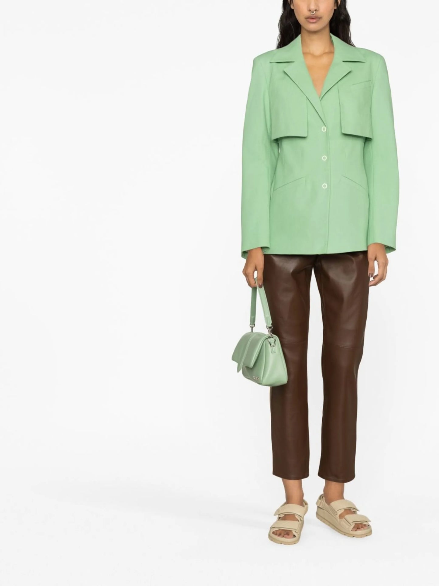single-breasted spread collar blazer