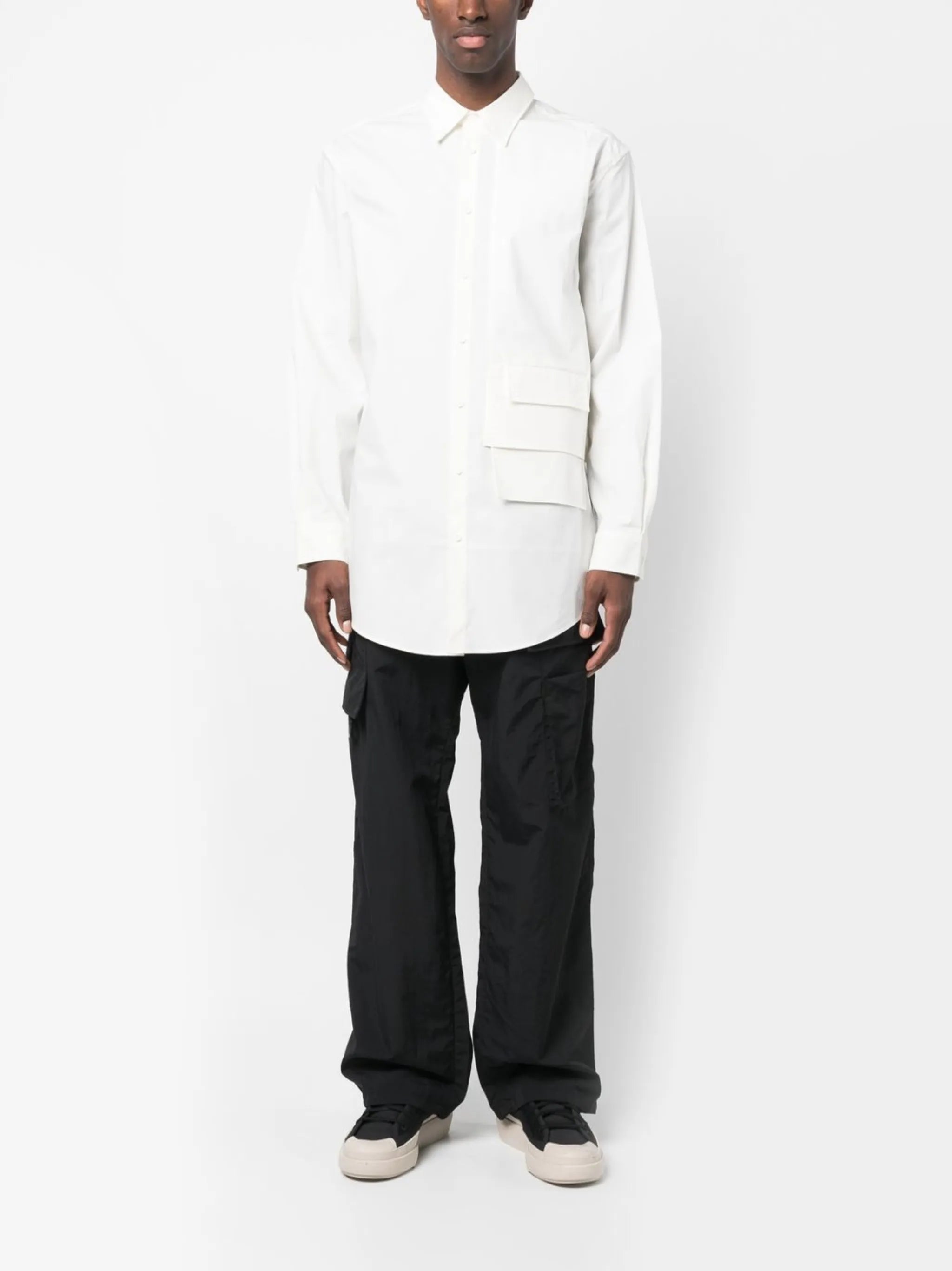 loose-fit cotton pants