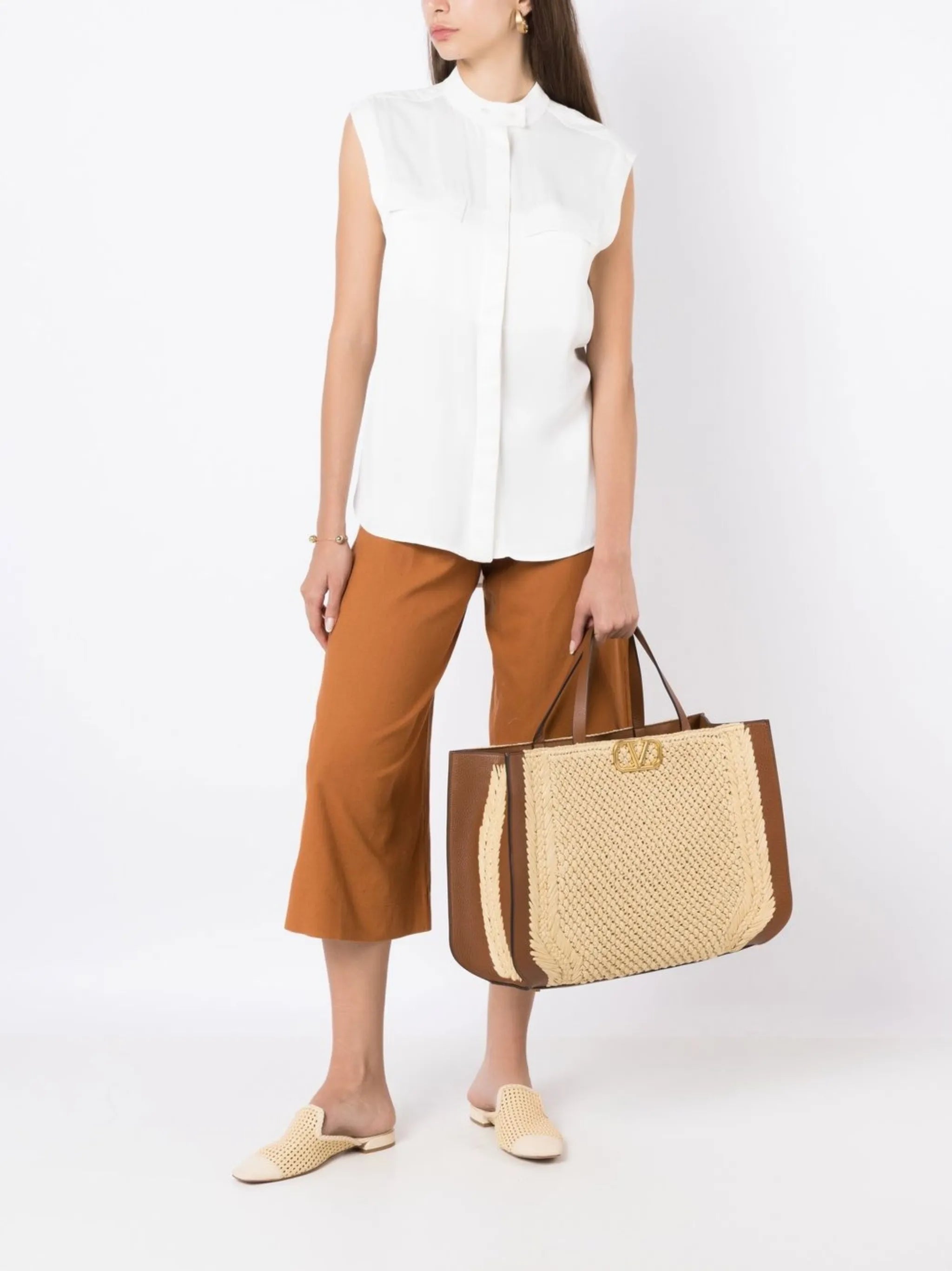 VLogo Signature raffia tote bag