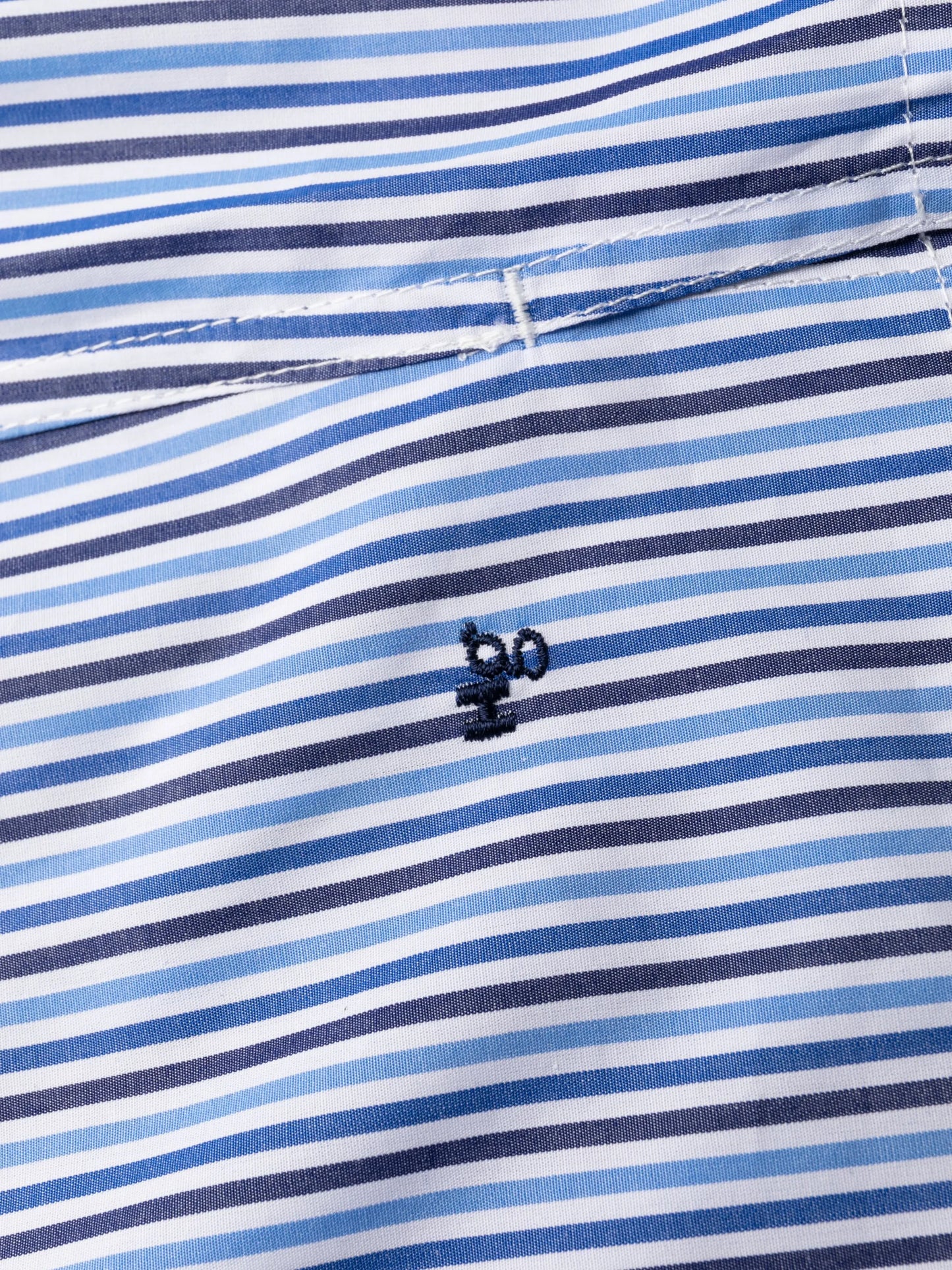 logo-embroidered stripe-pattern shorts