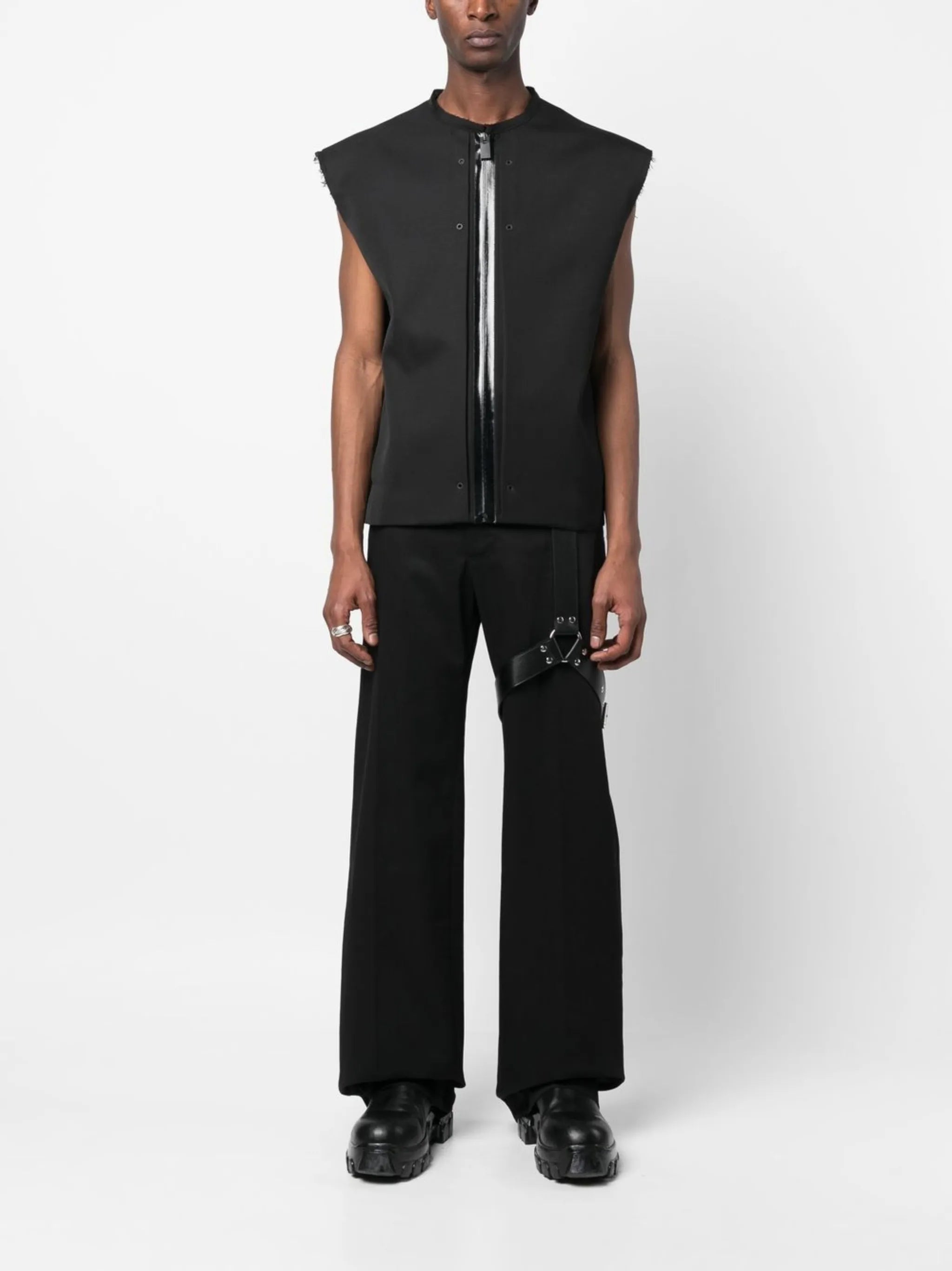 zip-up gilet