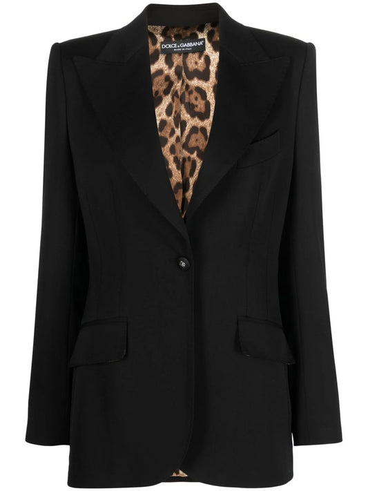 single-breasted button-fastening blazer