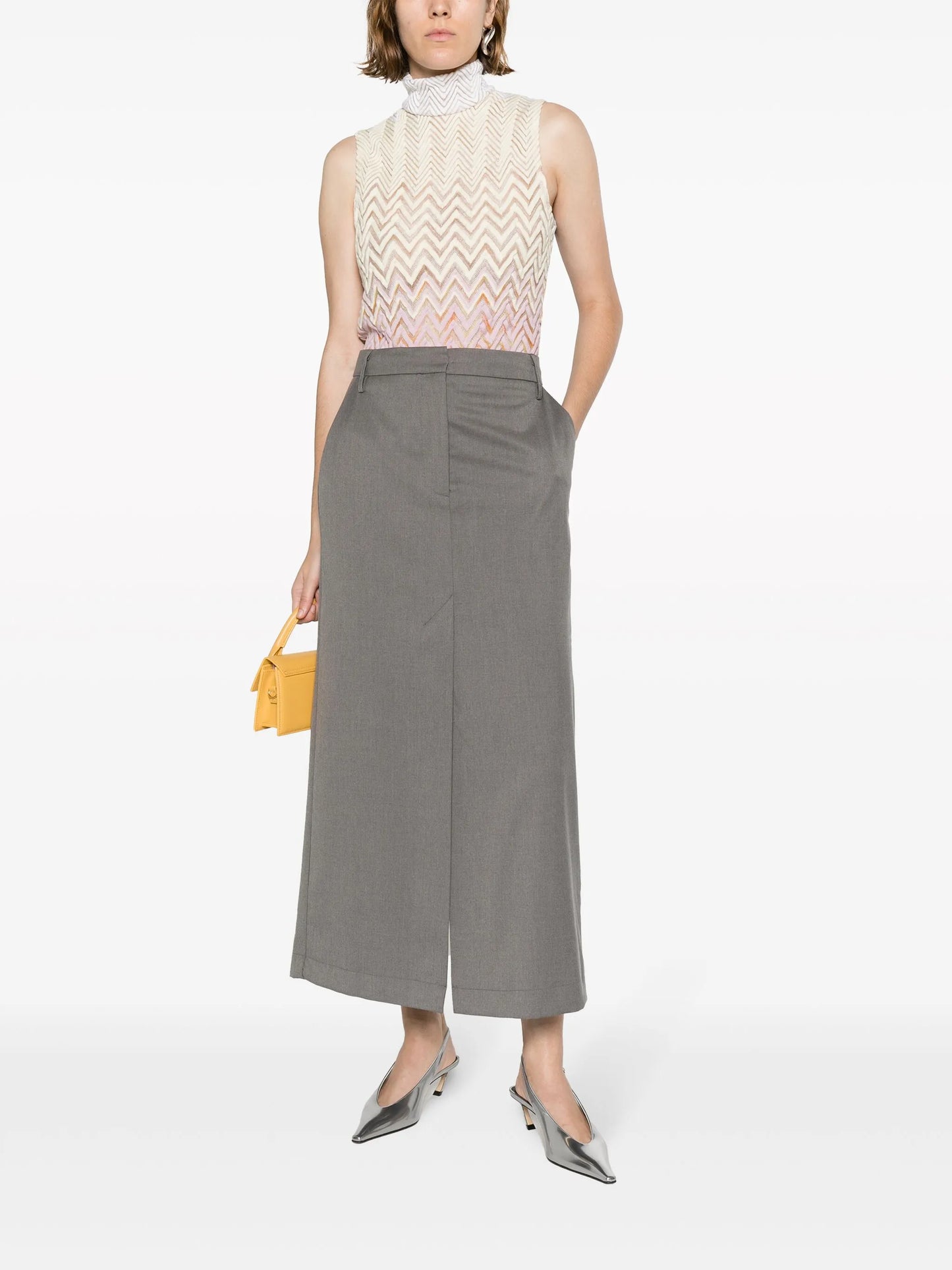 zig-zag knitted top