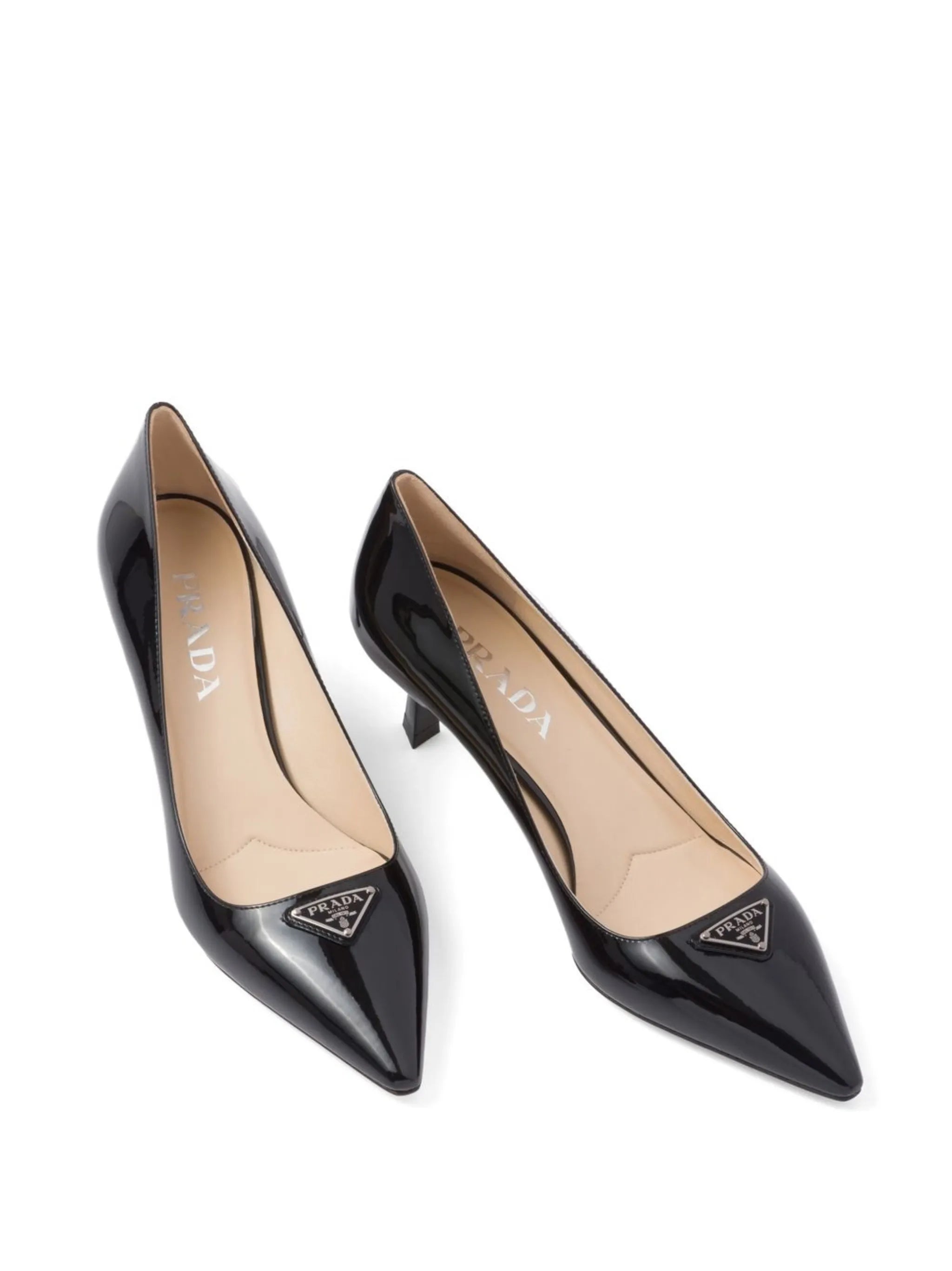 logo-plaque patent leather pumps
